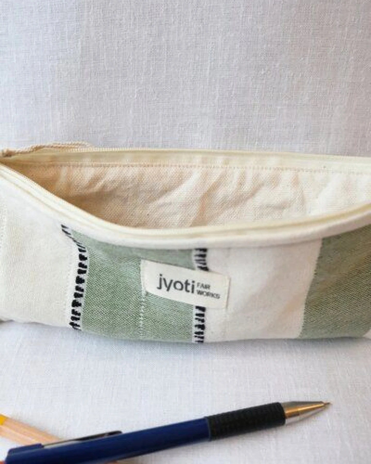Jyoti - Fair Works Baumwoll Federmäppchen Qalamadaan – Ansicht 3
