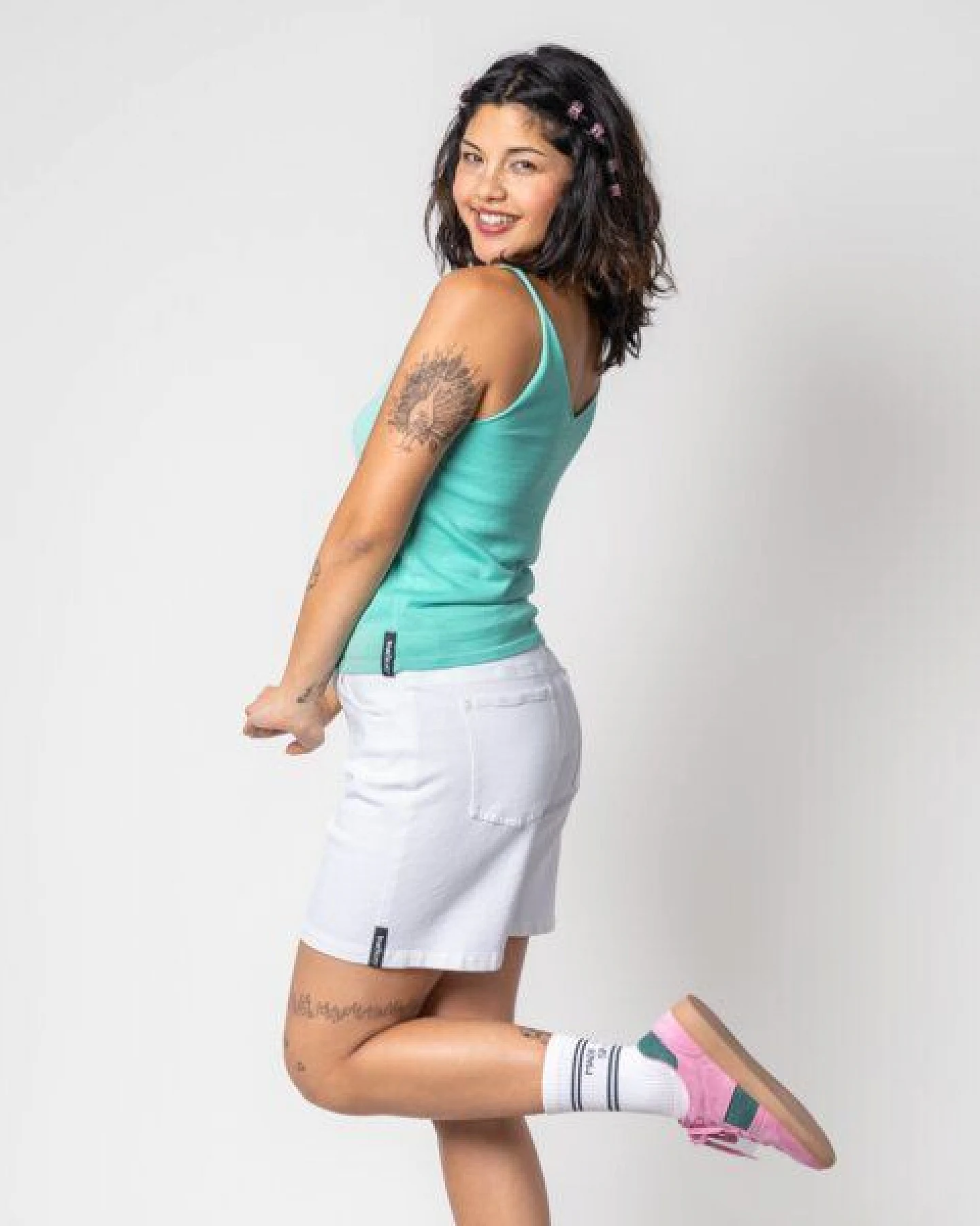 trueStory Jeans Shorts - FEELIJA – Ansicht 2