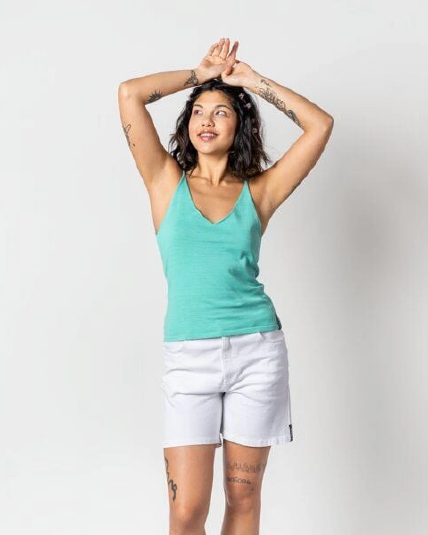 trueStory Jeans Shorts - FEELIJA – Ansicht 4