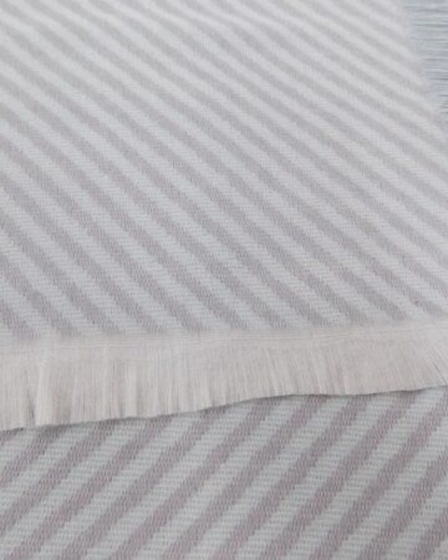 Nature by Adam Kuscheldecke aus 100% Bio-Baumwolle - Made in Germany - Stripes – Ansicht 2