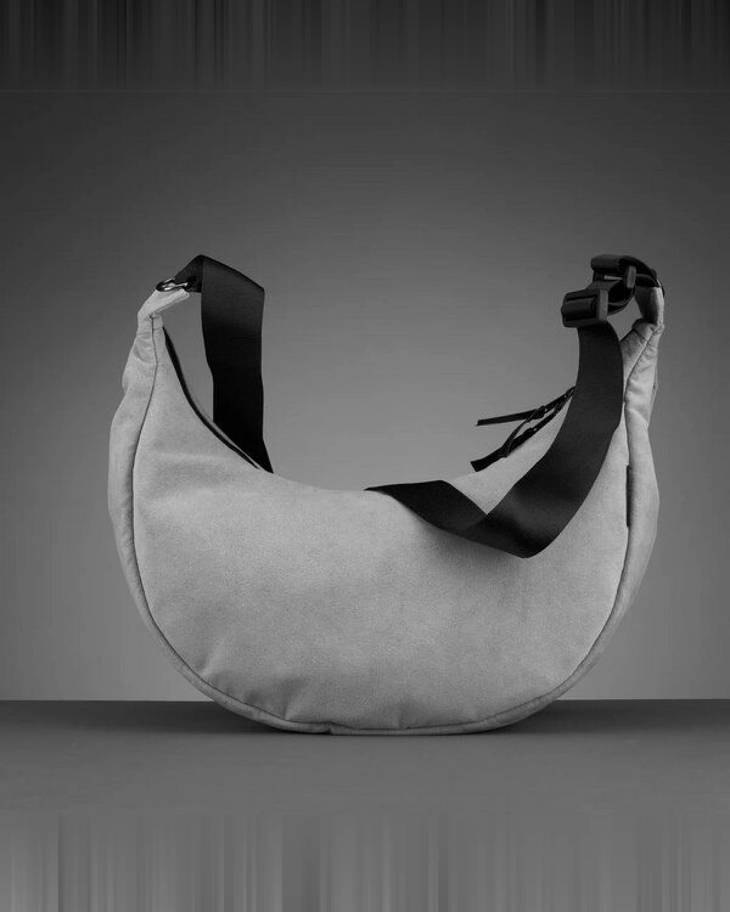 Airpaq Moonbag aus hochwertigem Lederimitat – Ansicht 2