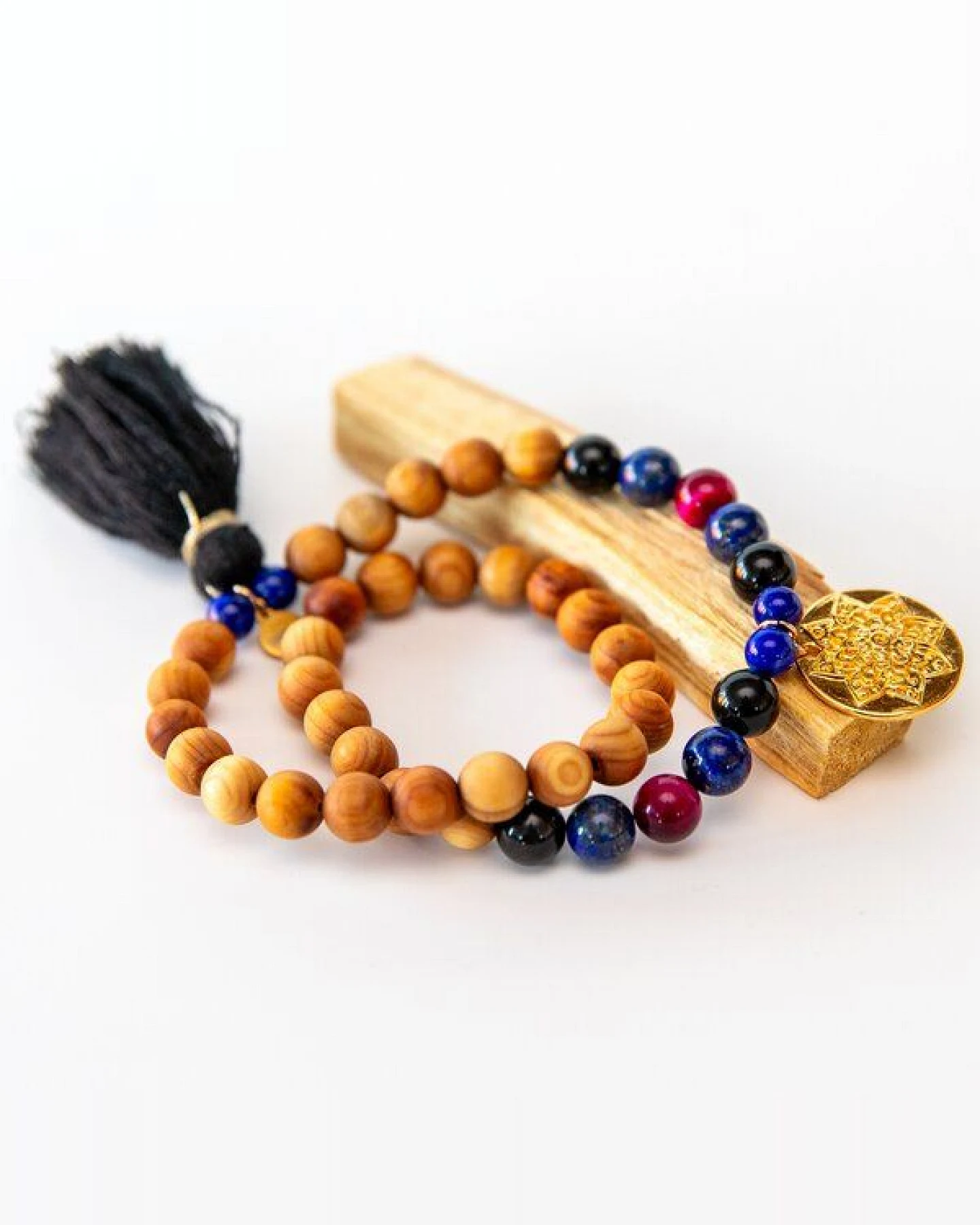 Divasya Mala Armband Sandalwood Bliss & Sandalwood Midnight - Wickelarmband – Ansicht 2