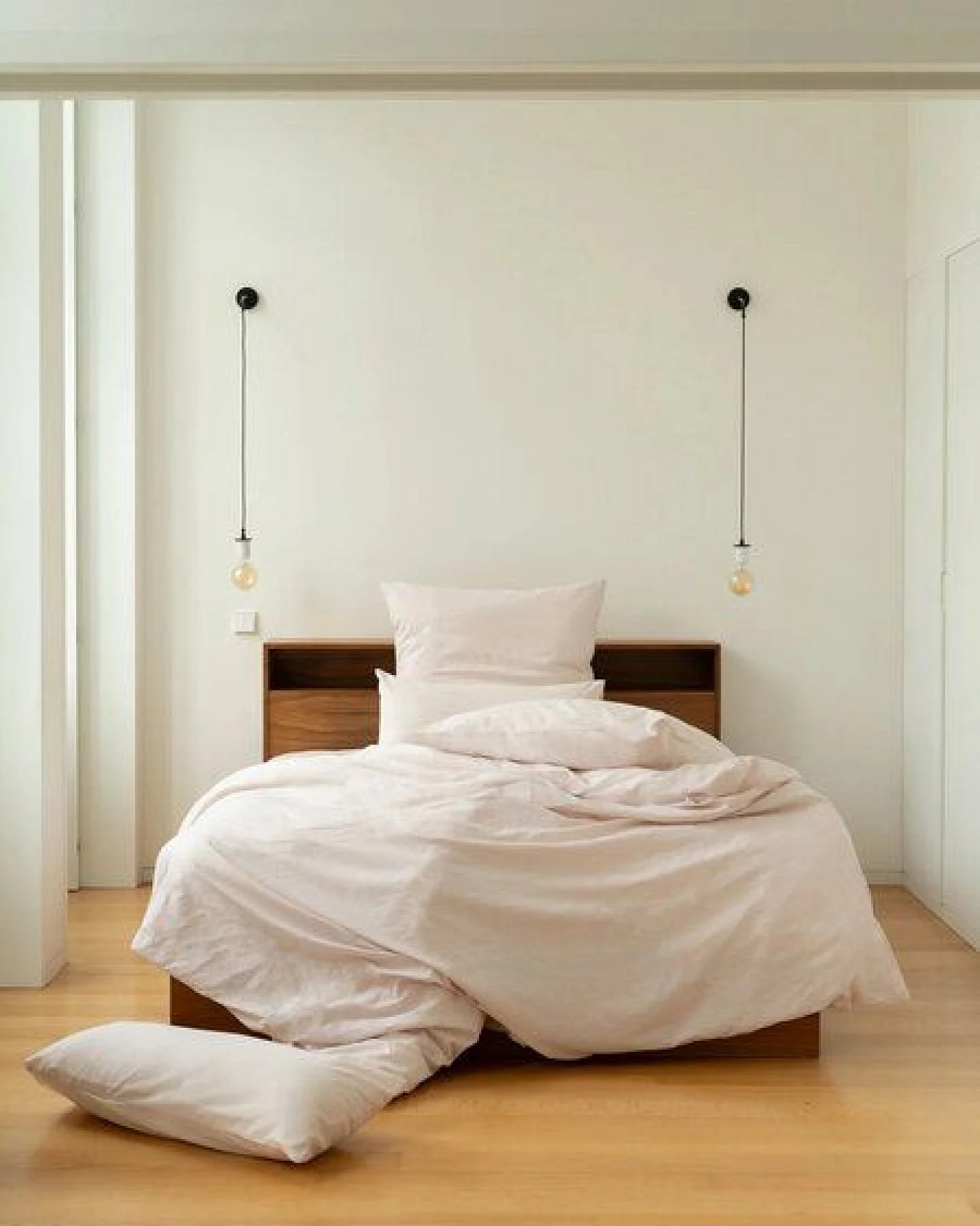 erlich textil Cotton Linen Select Spannbettlaken mit 80% Baumwolle (aus kontrolliert biologischem Anbau) und Leinen, made in Europe – Ansicht 3