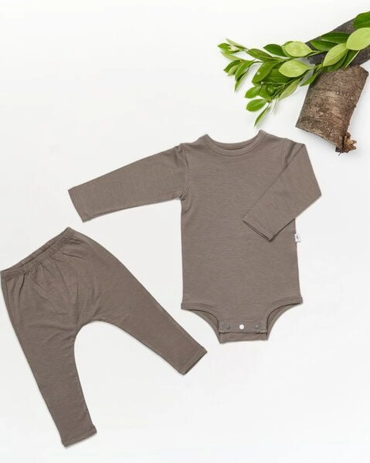 tetoi-vienna TENCEL langarm Body und lange Hose Baby Set "Waldbad" – Ansicht 4