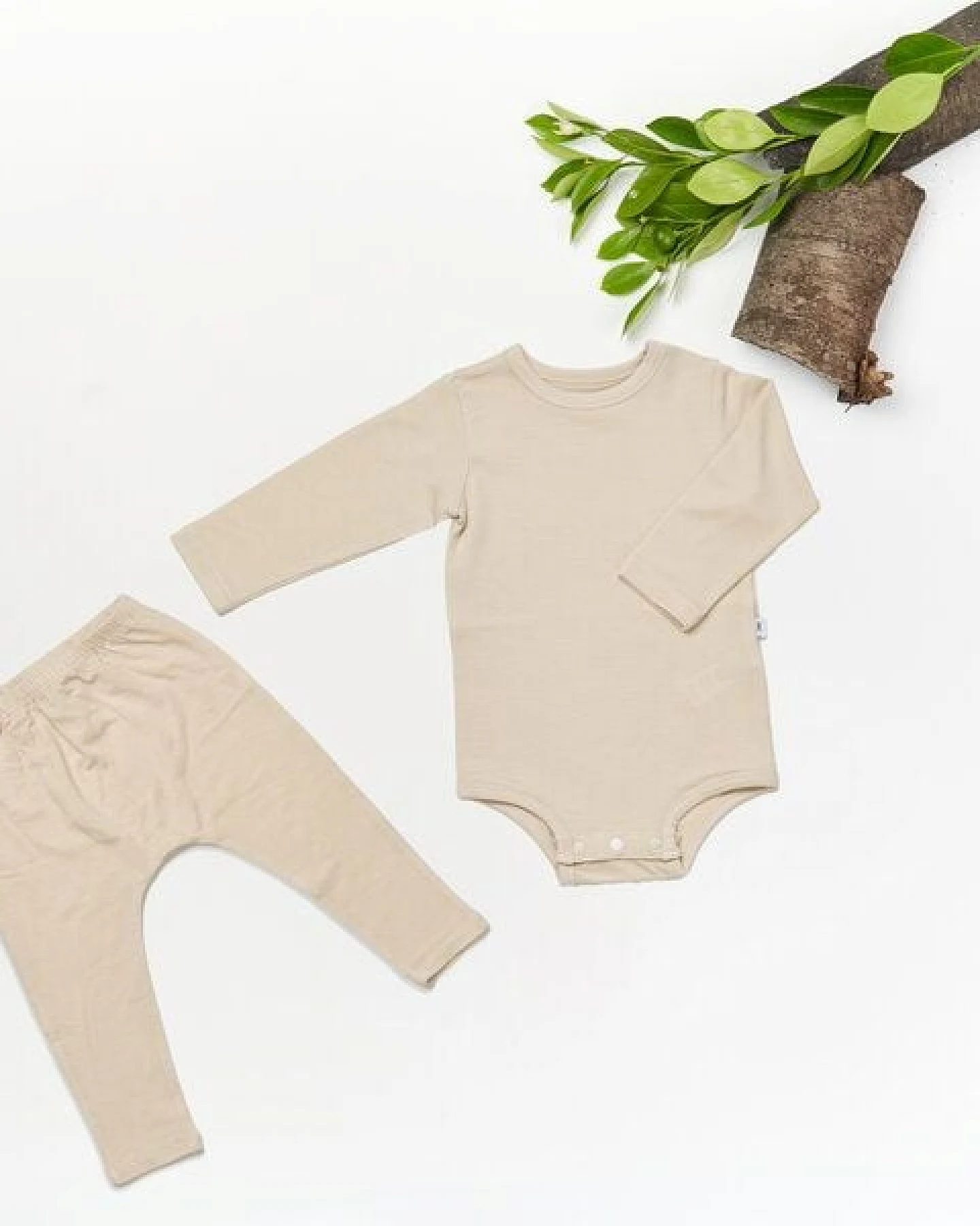 tetoi-vienna TENCEL langarm Body und lange Hose Baby Set "Waldbad" – Ansicht 3