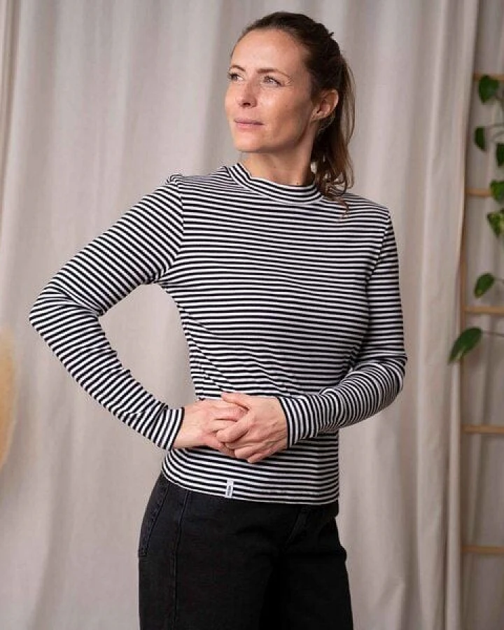 Vresh Clothing Viyola - Turtle Neck Longsleeve aus Biobaumwolle, Gestreift S/W