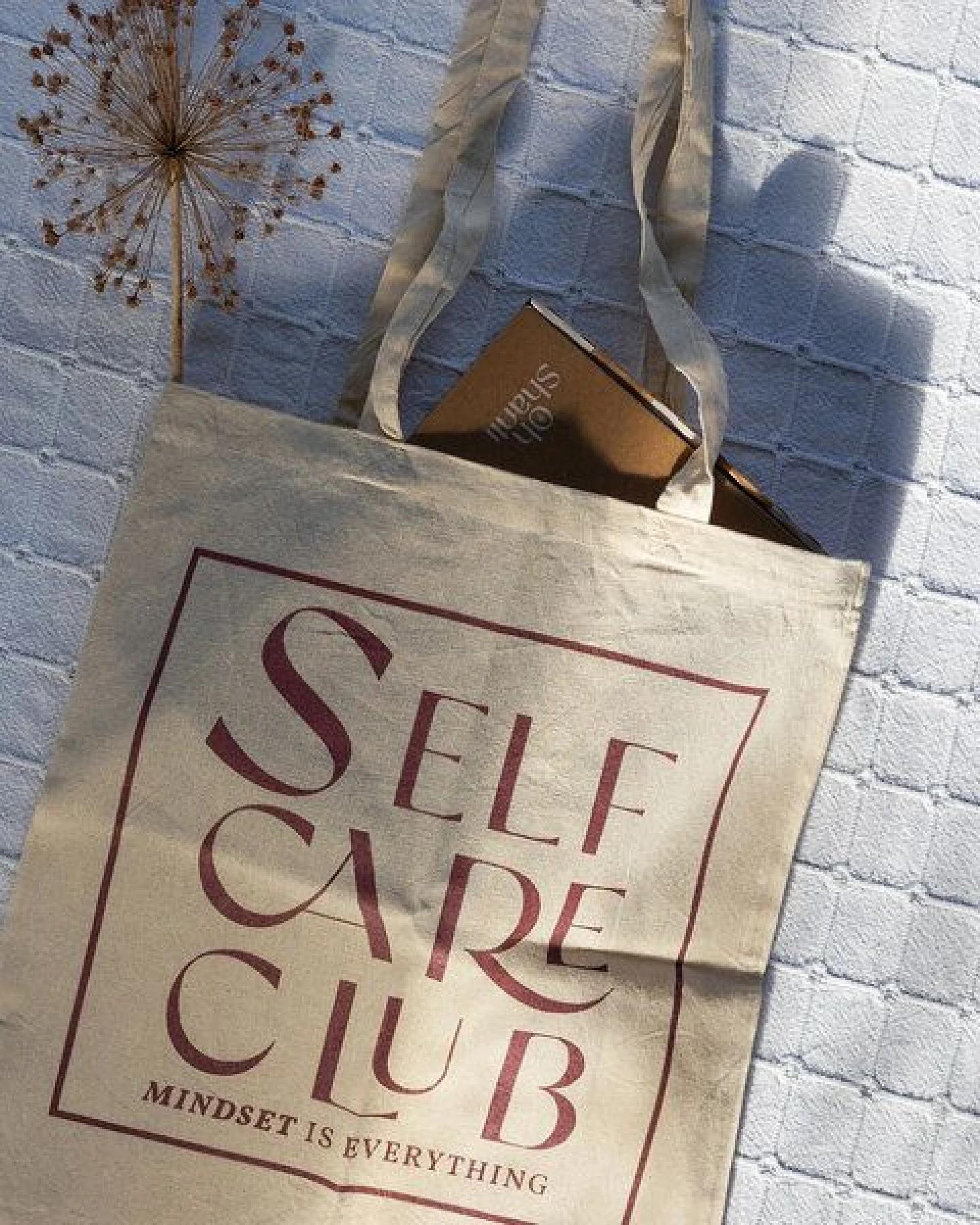 Oh Shanti Jutebeutel ,,Selfcare Club'' - aus 100% Biobaumwolle – Ansicht 2
