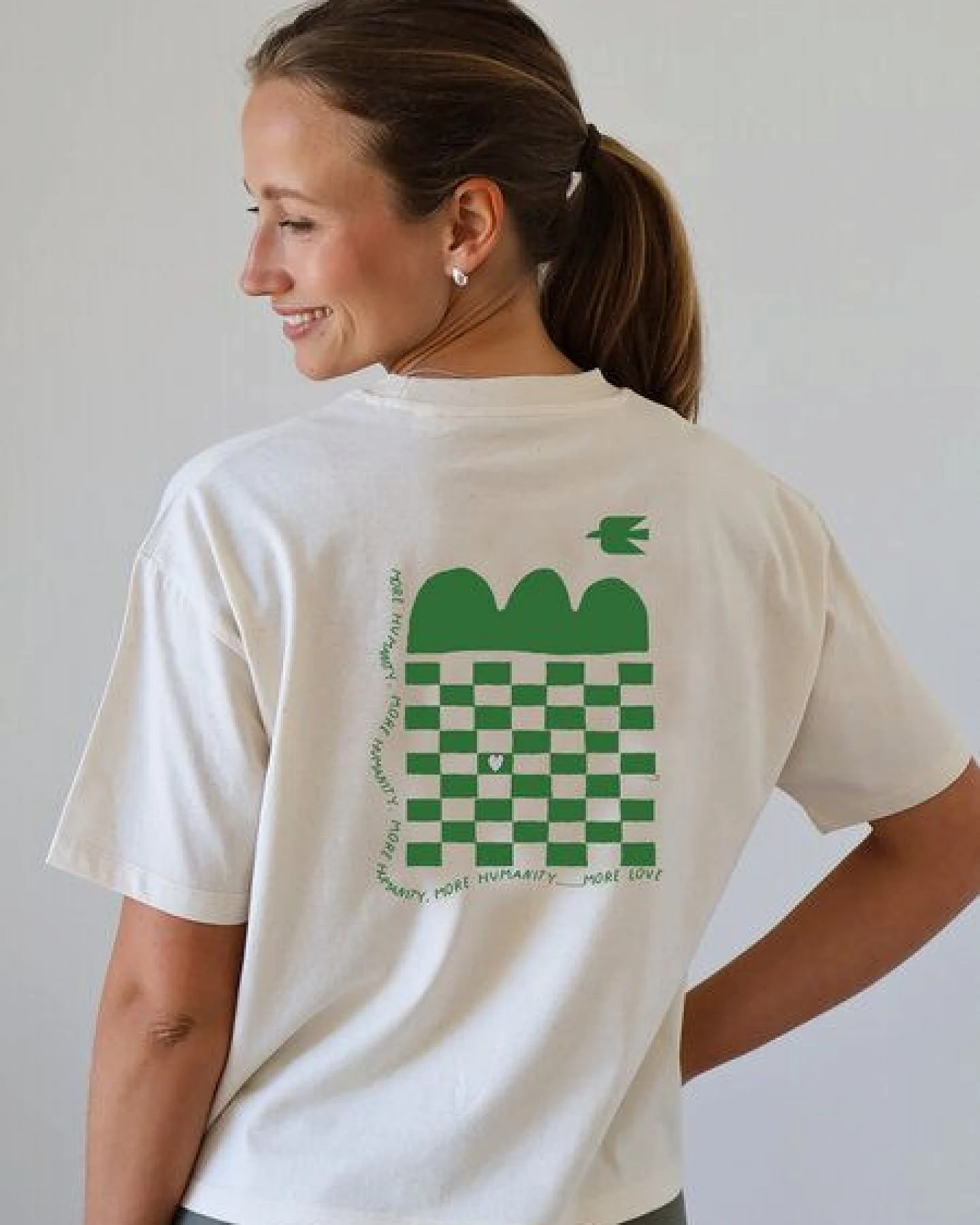 Kultgut Artdesign - Biofair- Boxistyle Shirt / More Humanity – Ansicht 2