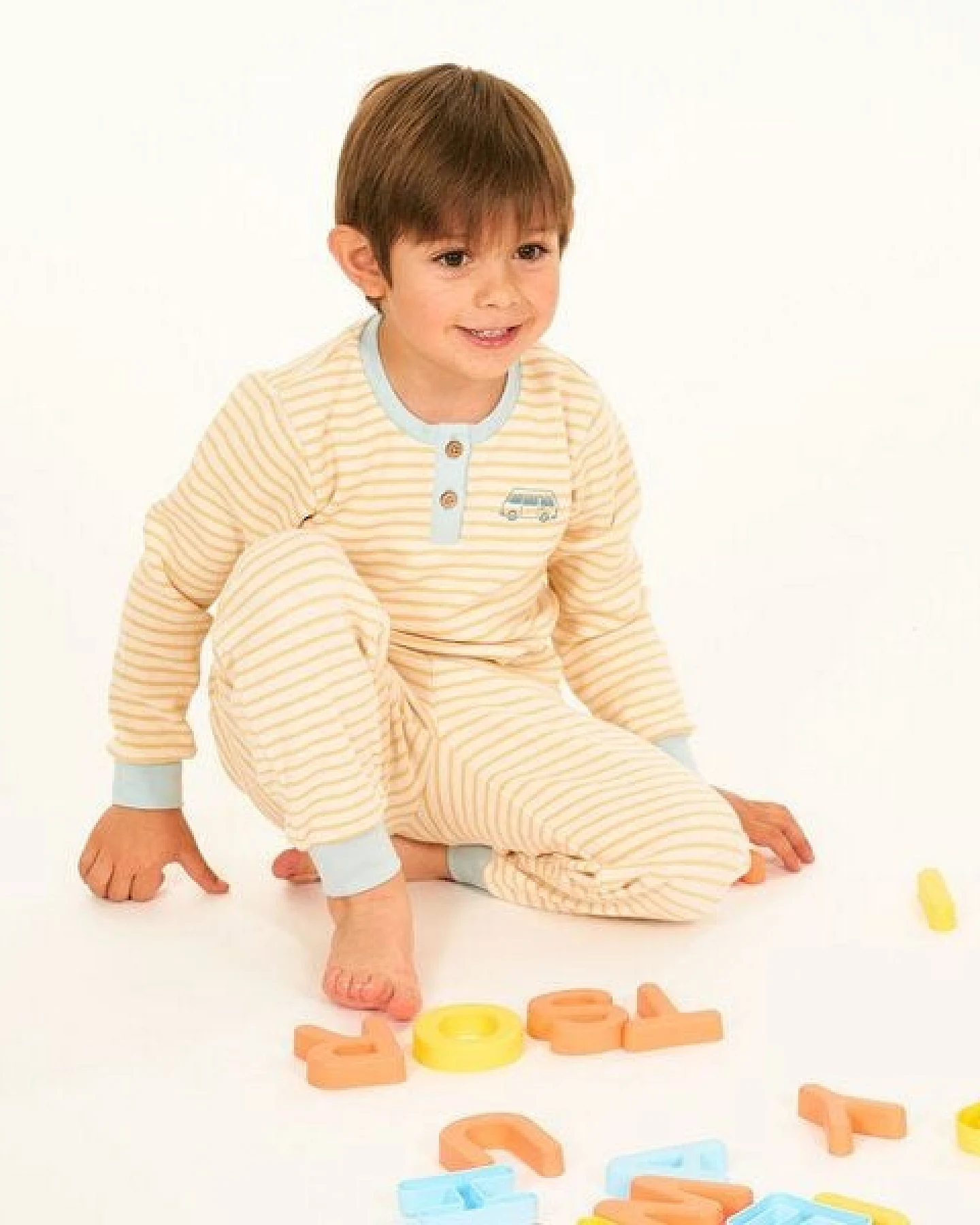 Sense Organics & friends in cooperation with GARY MASH Kinder Schlafanzug feine Ringel aus Biobaumwolle – Ansicht 3