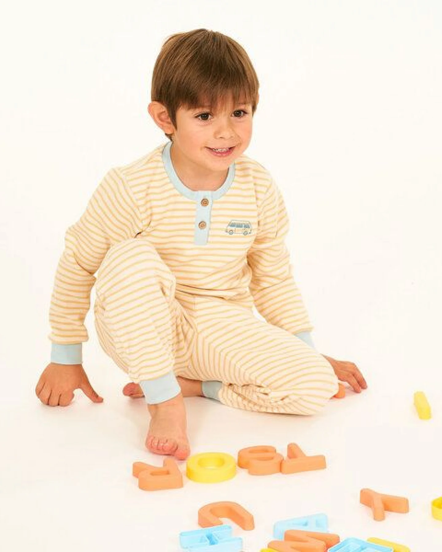 Sense Organics & friends in cooperation with GARY MASH Kinder Schlafanzug feine Ringel aus Biobaumwolle – Ansicht 3