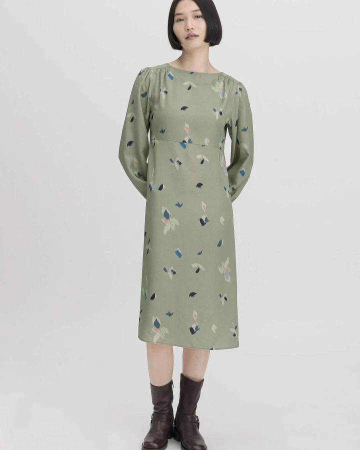 hessnatur Damen Kleid Midi Regular aus TENCEL™ Lyocell - grün - Größe 34