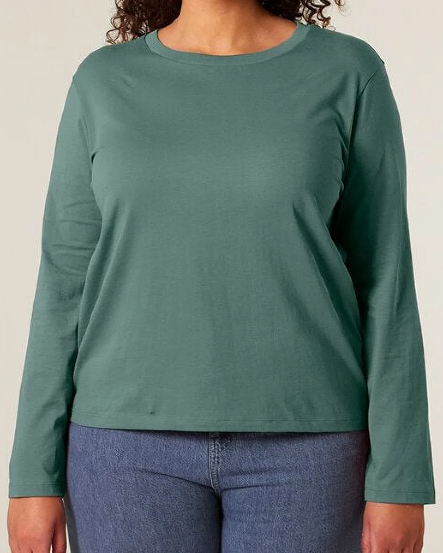 FAIRTICKEN BASICS Damen Basic Longsleeve Shirt aus 100% Bio-Baumwolle – Ansicht 2