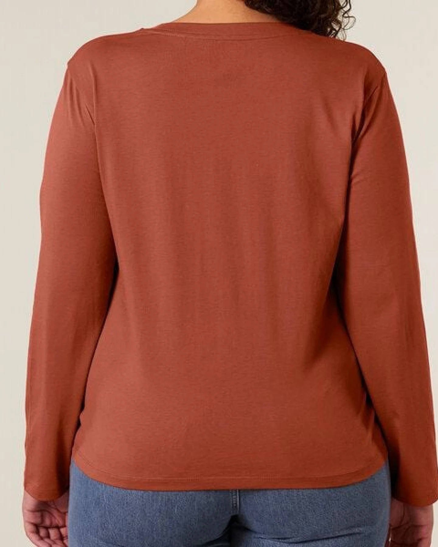 FAIRTICKEN BASICS Damen Basic Longsleeve Shirt aus 100% Bio-Baumwolle – Ansicht 2