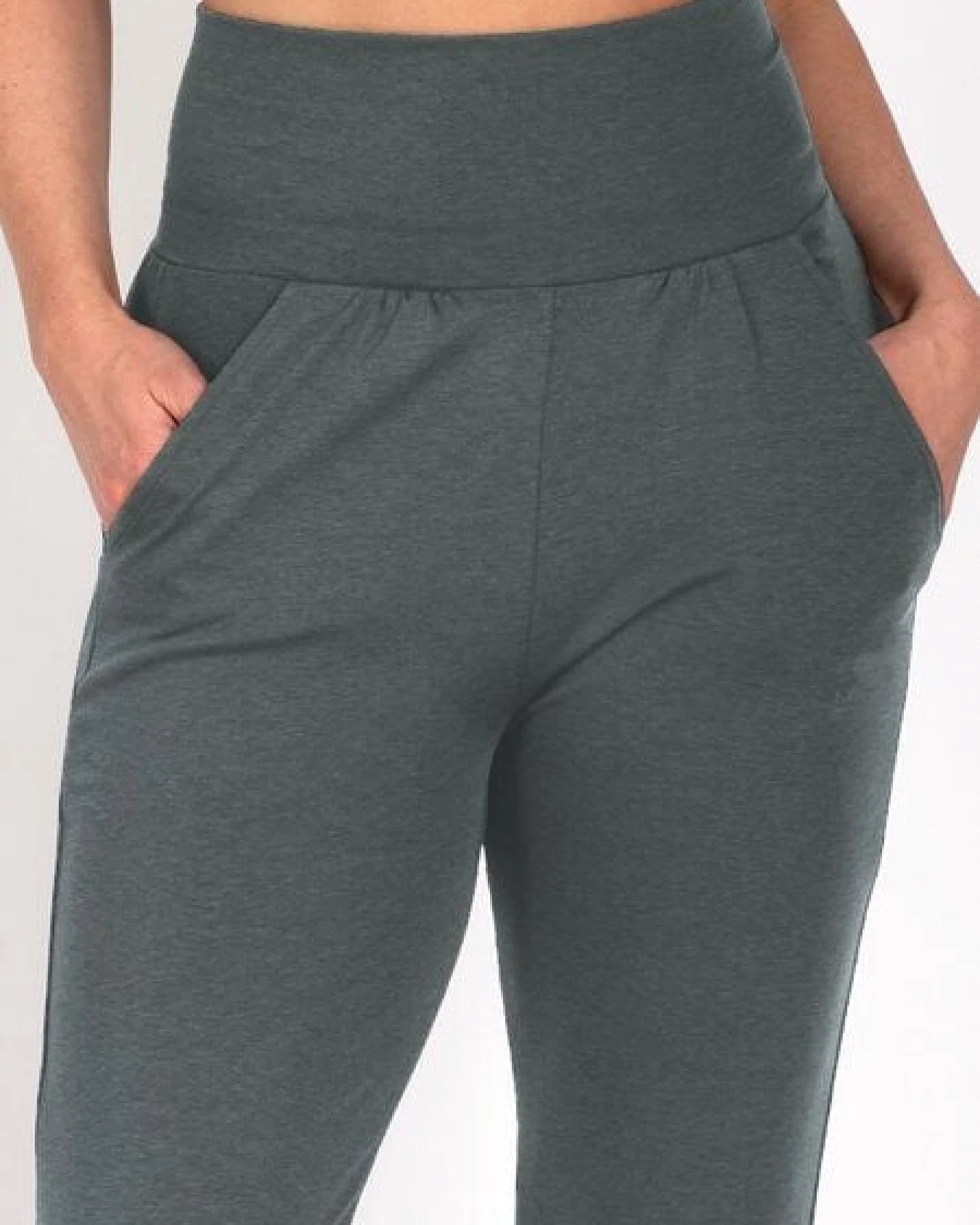 Magadi Yoga- und Wohlfühlhose Paula aus weichem Naturmaterial, mit Taschen – Ansicht 4
