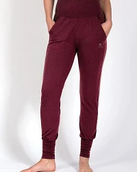 Rot (Dark Red)