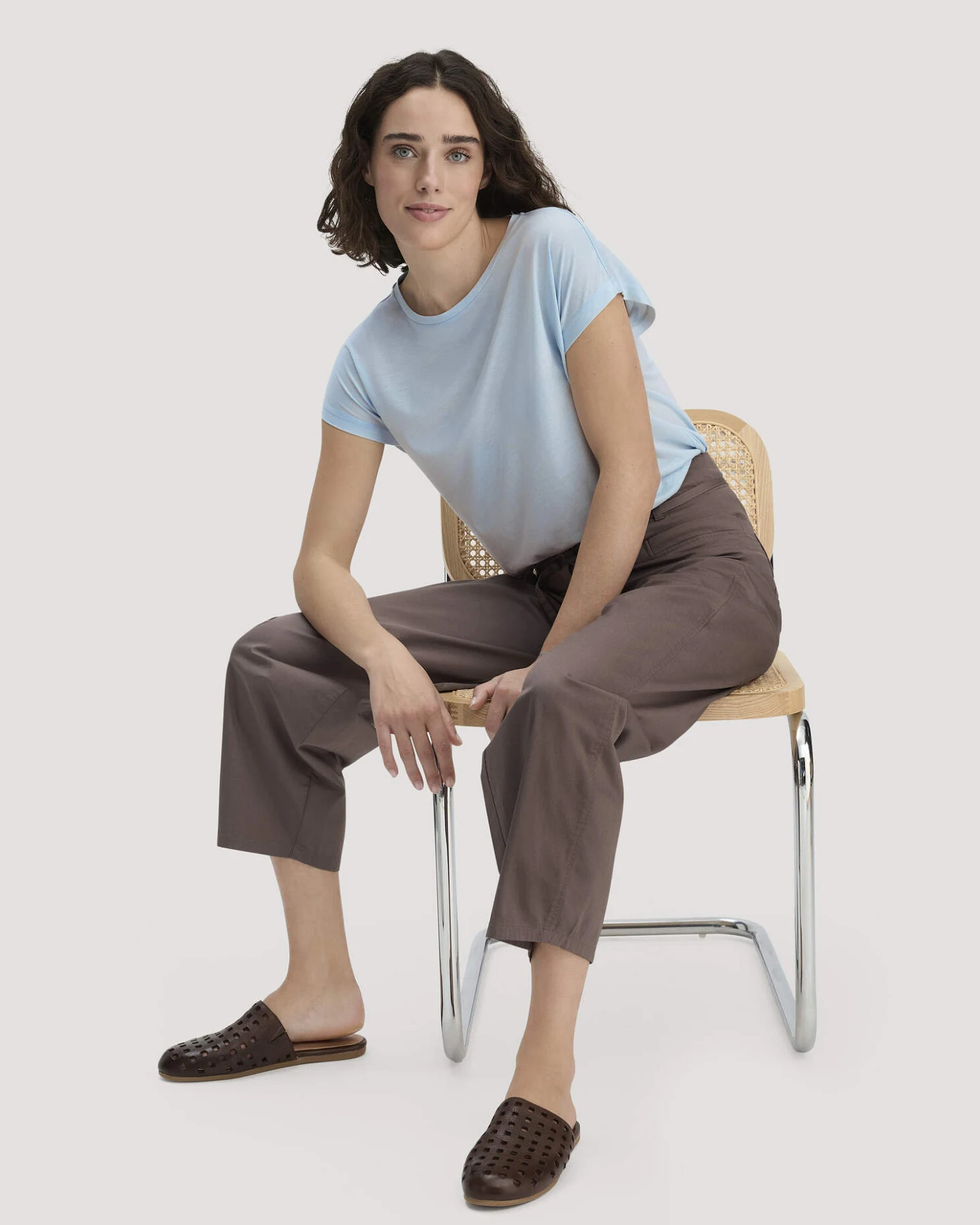 hessnatur Damen T-Shirt Oversize aus TENCEL™ Lyocell mit Bio-Baumwolle - blau - Größe XL – Ansicht 4