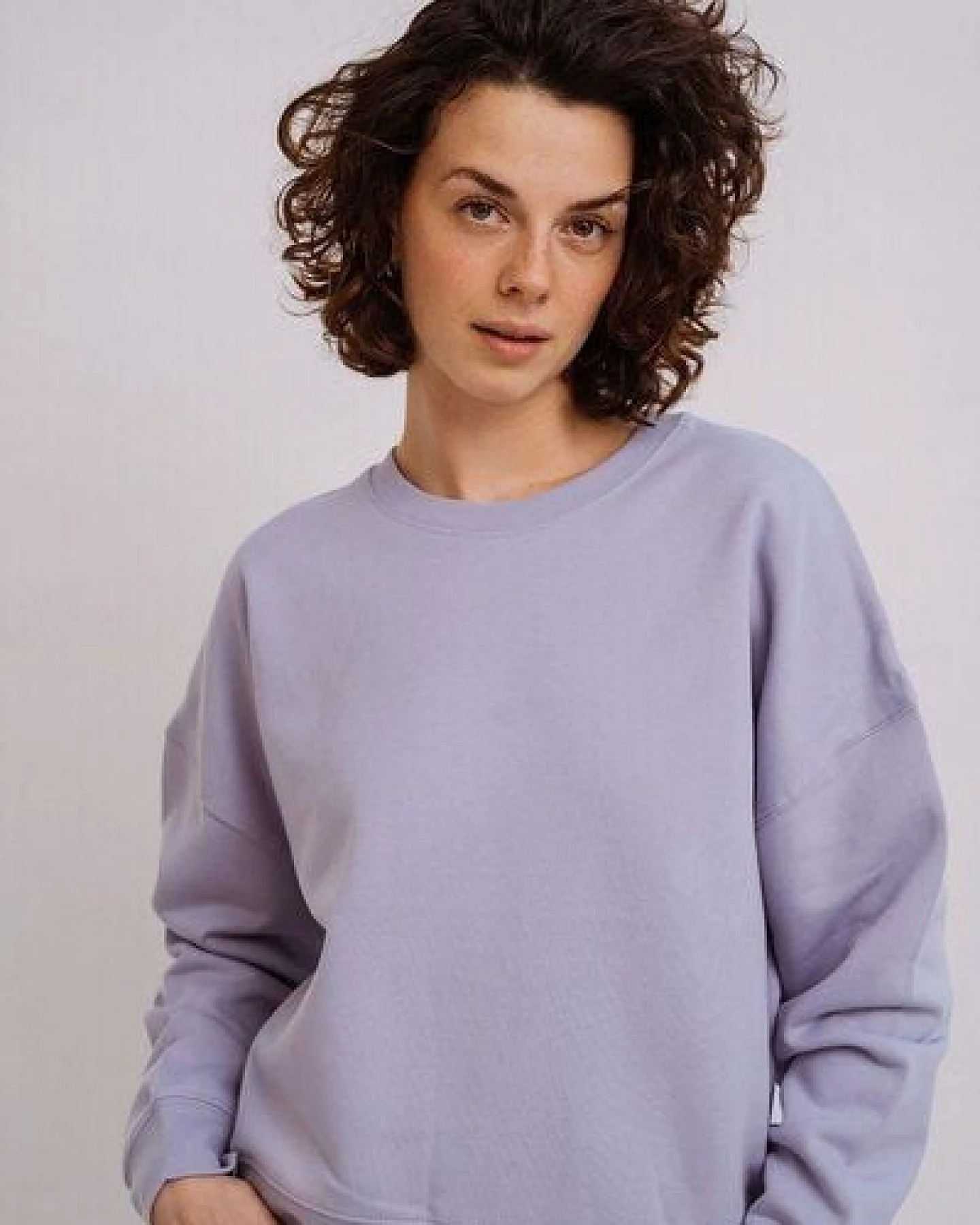 Kultgut Goodness Sweater 100% Bio-Baumwolle - Ein schöner Allrounder im Boxistyle – Ansicht 3