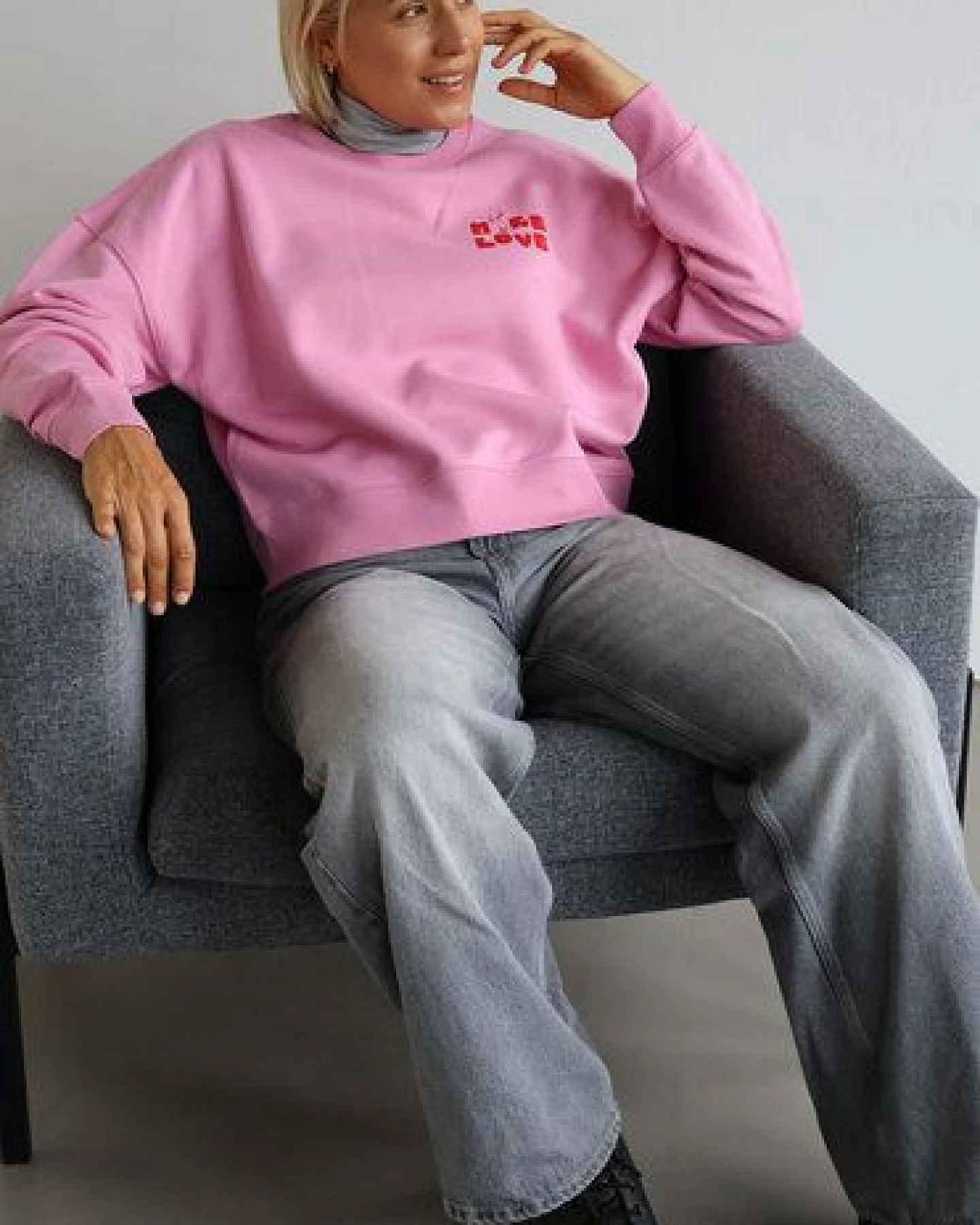 Kultgut Kindness Sweater 100% Bio-Baumwolle - Boxistyle/ More Love – Ansicht 3