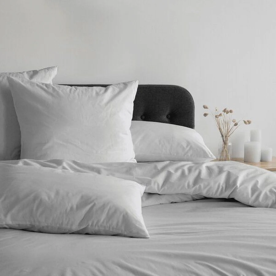 Full-White