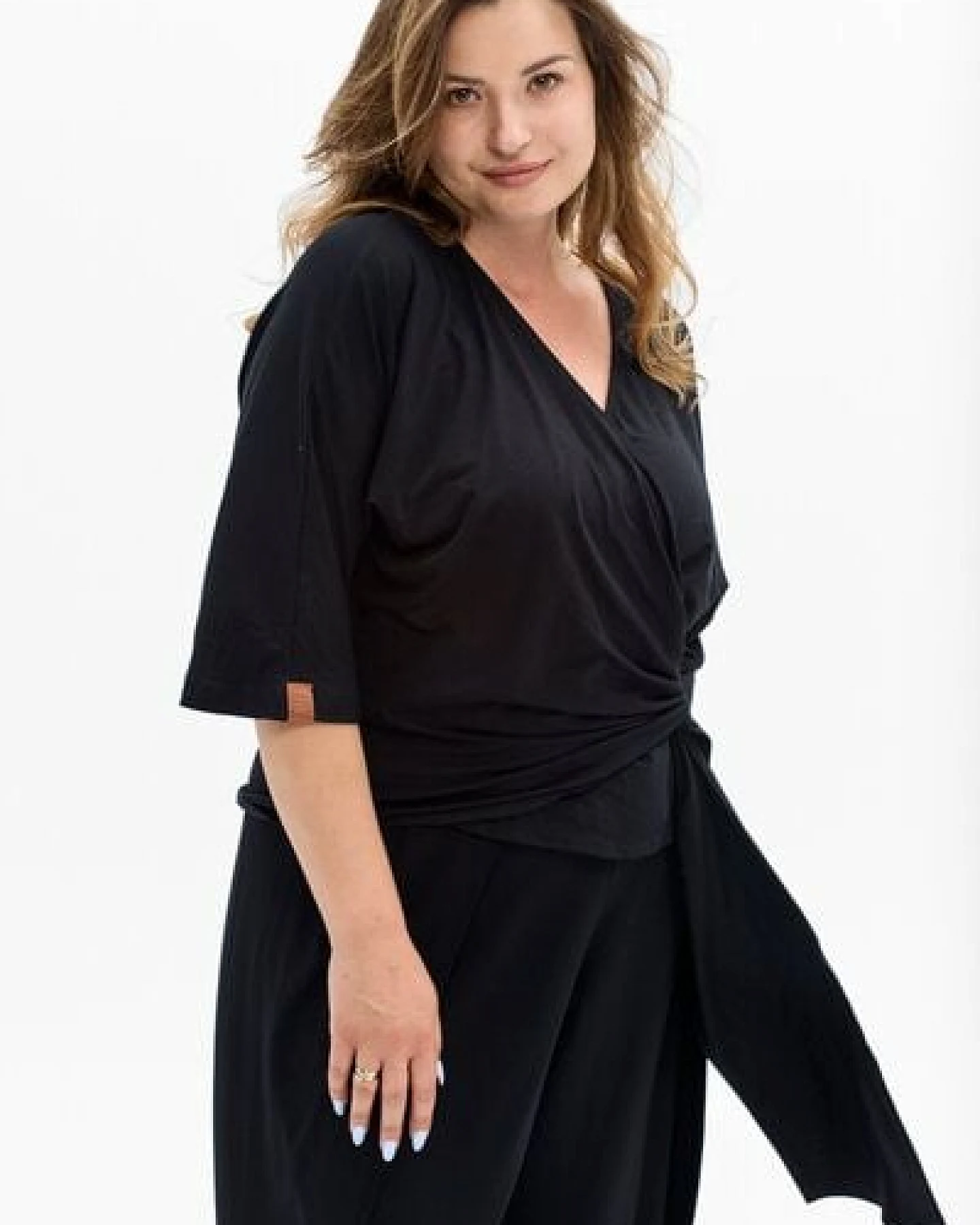 Bluse Lena – Wickeloptik aus Viskose – 3/4 Kimonoärmel – klassisch & bequem – 100% in EU fair produziert – KOKOworld – Ansicht 2