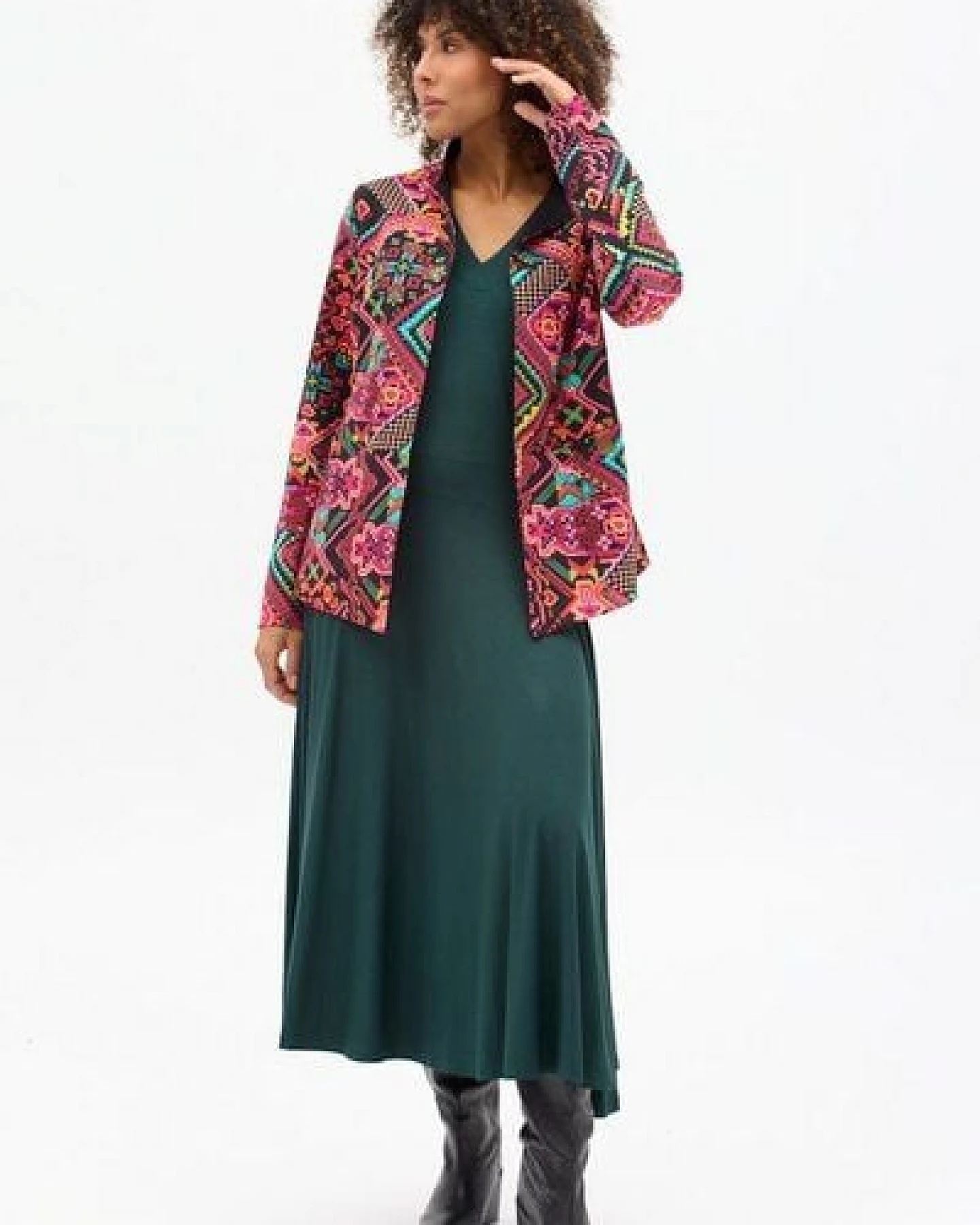 Blazer Tica Damen – taillierte Jacke aus Bio-Baumwolle – nachhaltig & fair produziert in der EU – elegantes Design mit KOKOworld-Details – Ansicht 4