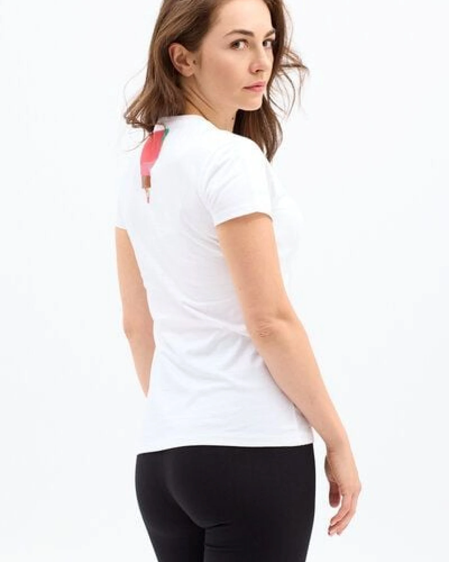 KOKOworld Bluse Zoja – Kurze Ärmel & runder Ausschnitt – KOKO-Print auf dem Rücken – 100% Bio-Baumwolle – Fair produziert in Polen – Ansicht 4