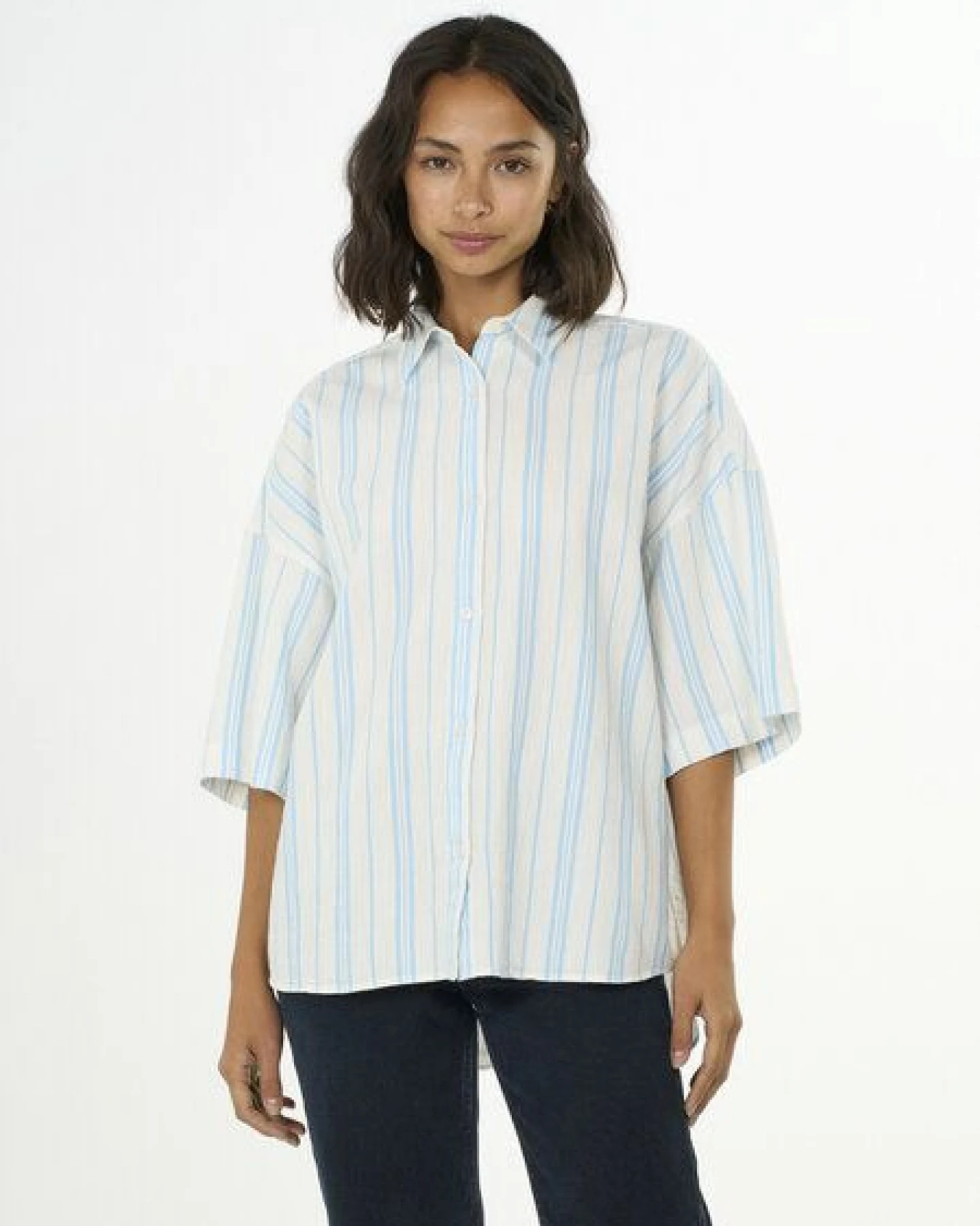 KnowledgeCotton Apparel Gestreifte Kurzarm-Bluse – Ansicht 3