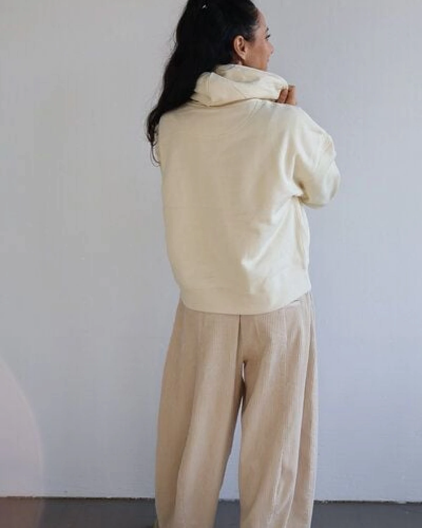 Kultgut Biofair- Goodness Hoodie 100% Biobaumwolle / Clara – Ansicht 4