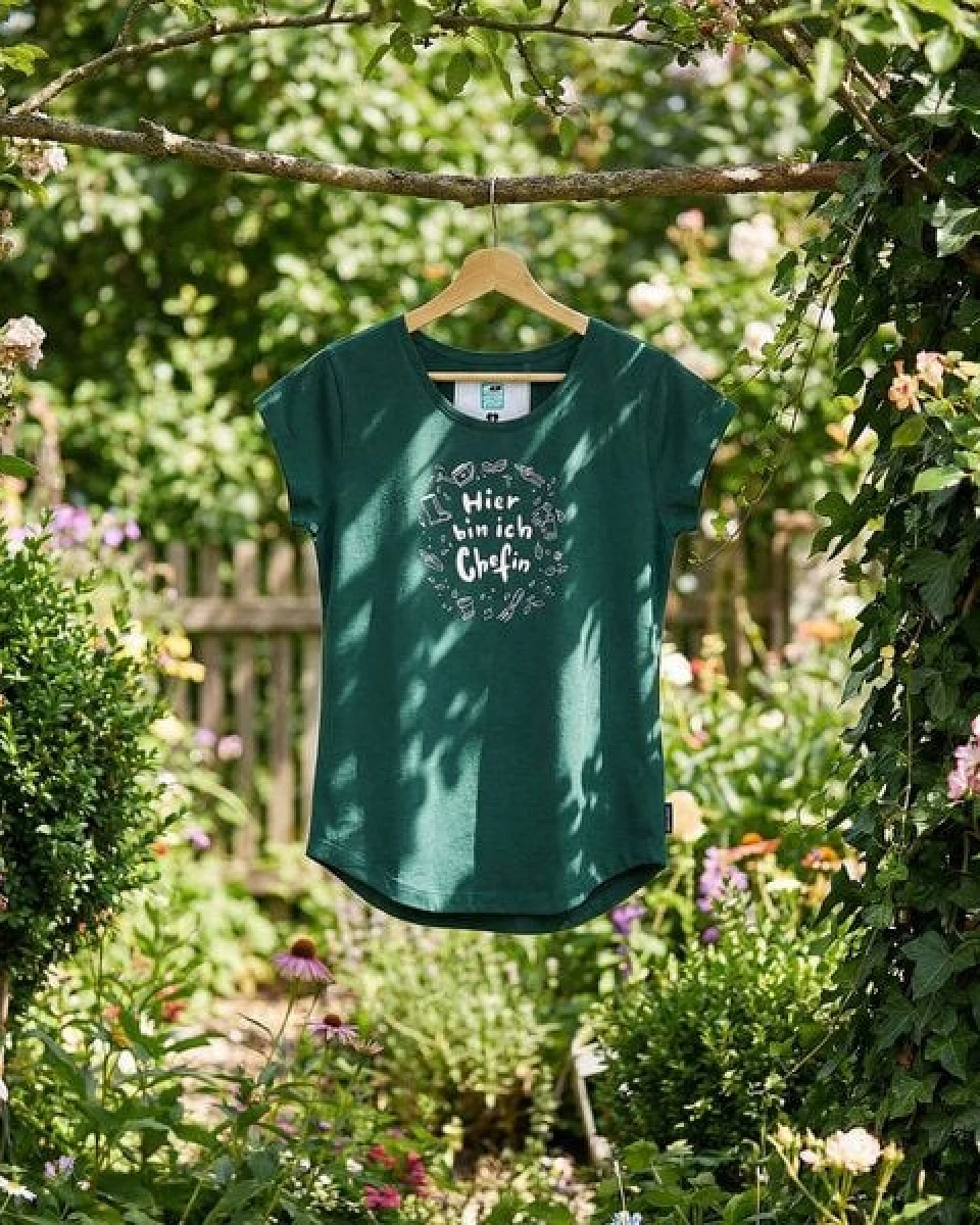 GARY MASH Shirt Asheville Gartenchefin aus Bio-Baumwolle – Ansicht 4