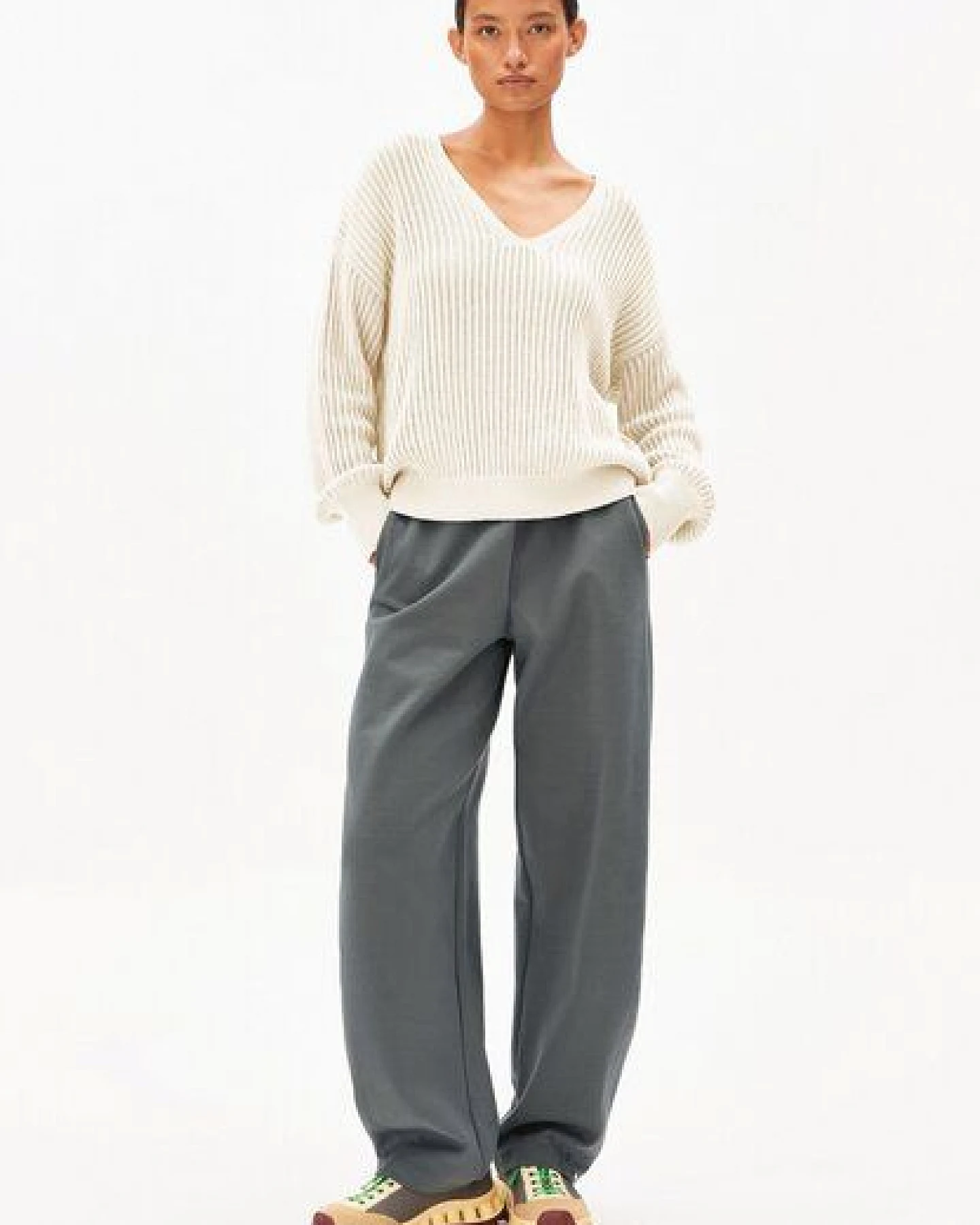 ARMEDANGELS LINEN BLEND Damen Pullover aus Leinen-Mix – Ansicht 4