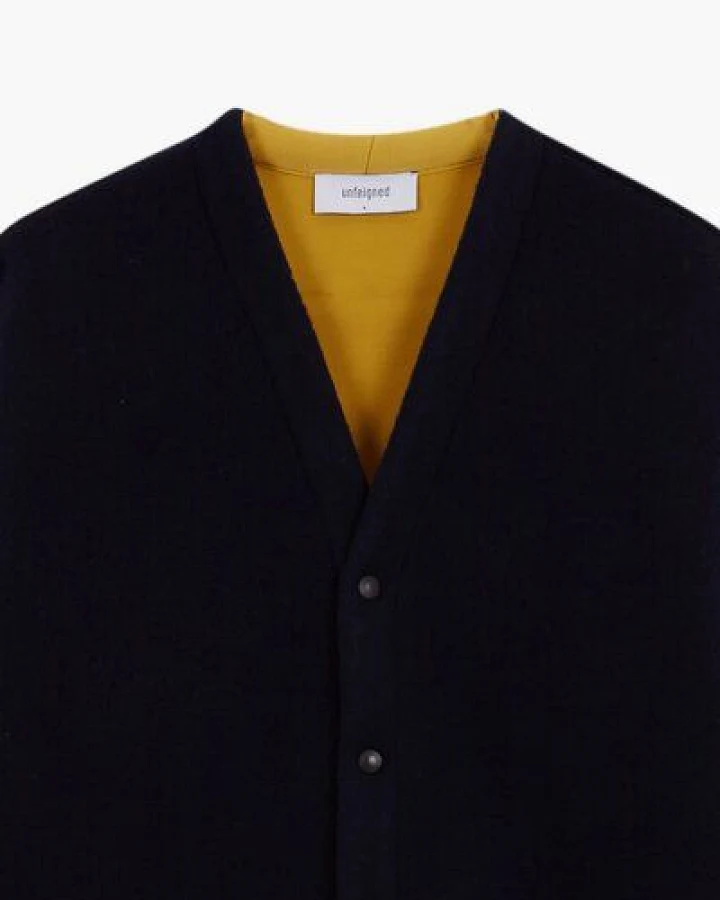 Unfeigned Winter Cardigan Navy / Mustard