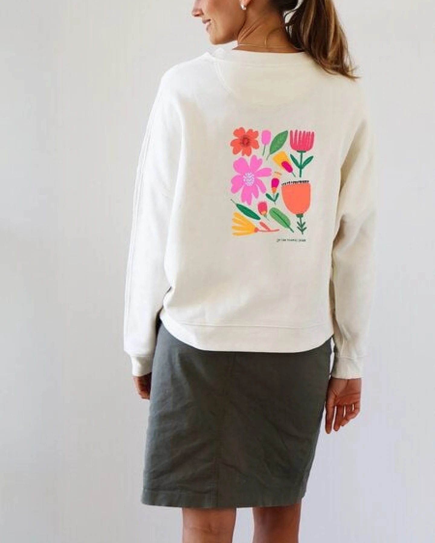 Kultgut Artdesign - Biofair- Kuscheliger Sweatpullover / Let the flowers shine – Ansicht 3