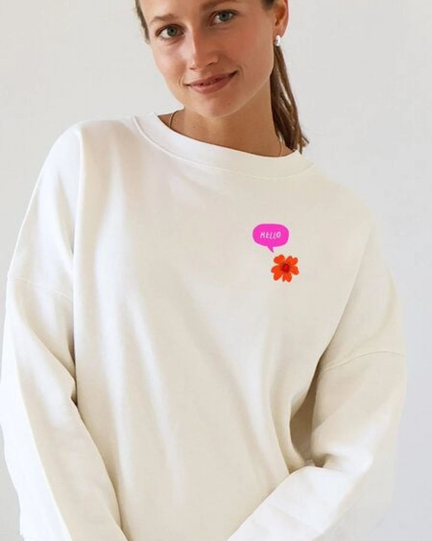 Kultgut Artdesign - Biofair- Kuscheliger Sweatpullover / Let the flowers shine – Ansicht 4