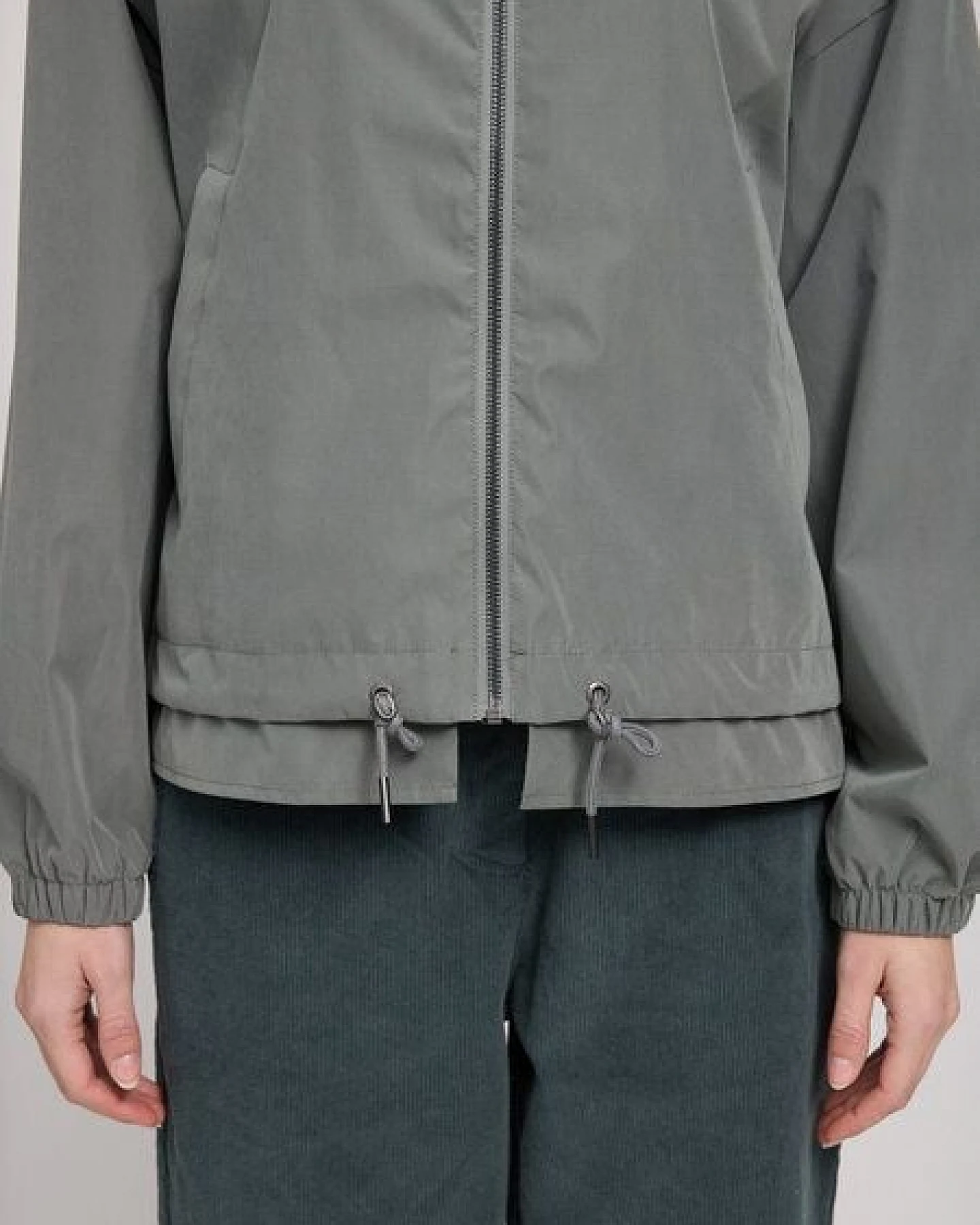 Mazine leichte Jacke aus recykeltem Plastik – Ansicht 4