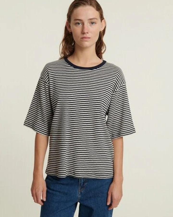 Basic Apparel Silma Oversize T-Shirt aus Bio-Baumwolle