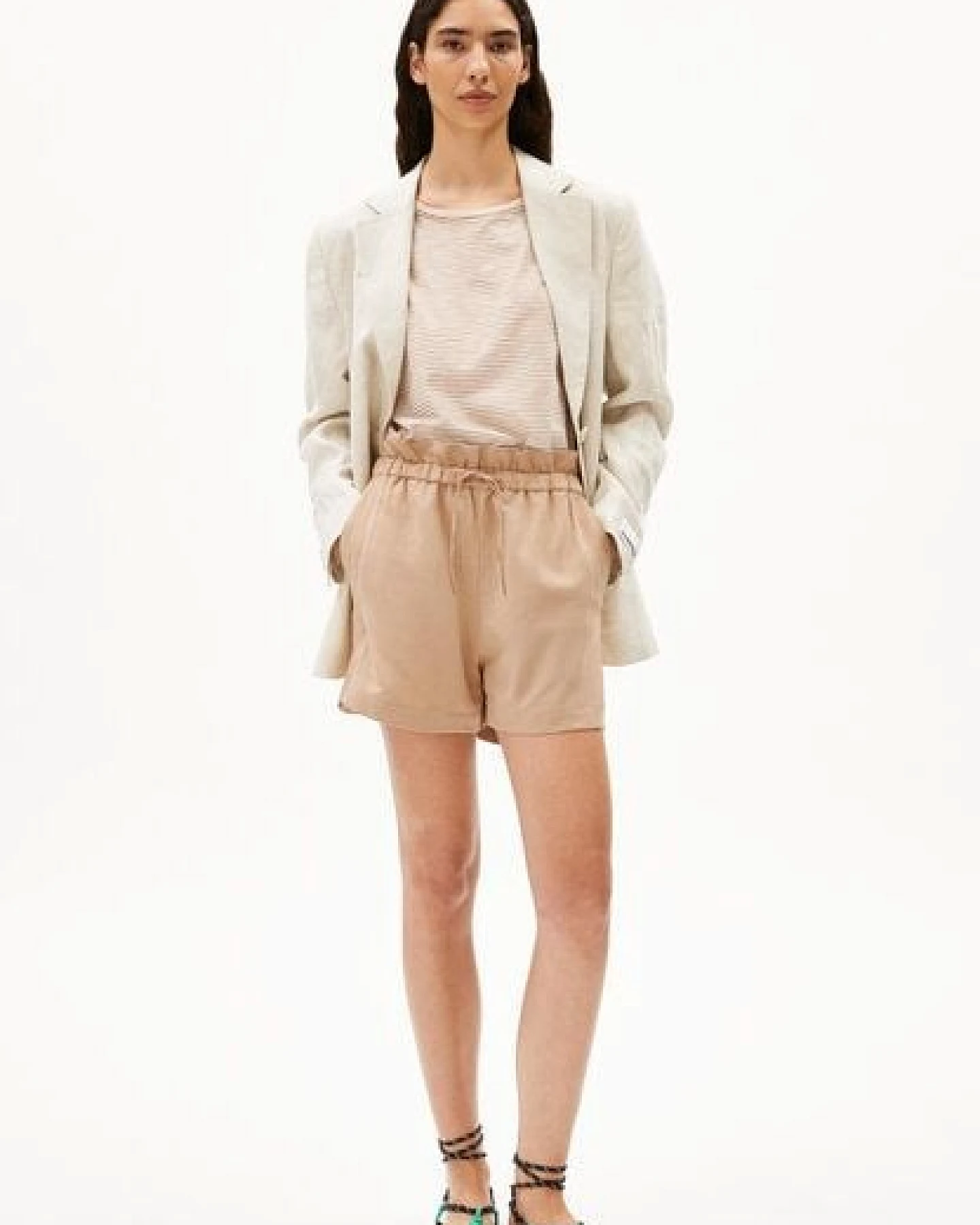 ARMEDANGELS VAANNA LINO Damen Shorts aus Leinen-Mix – Ansicht 4