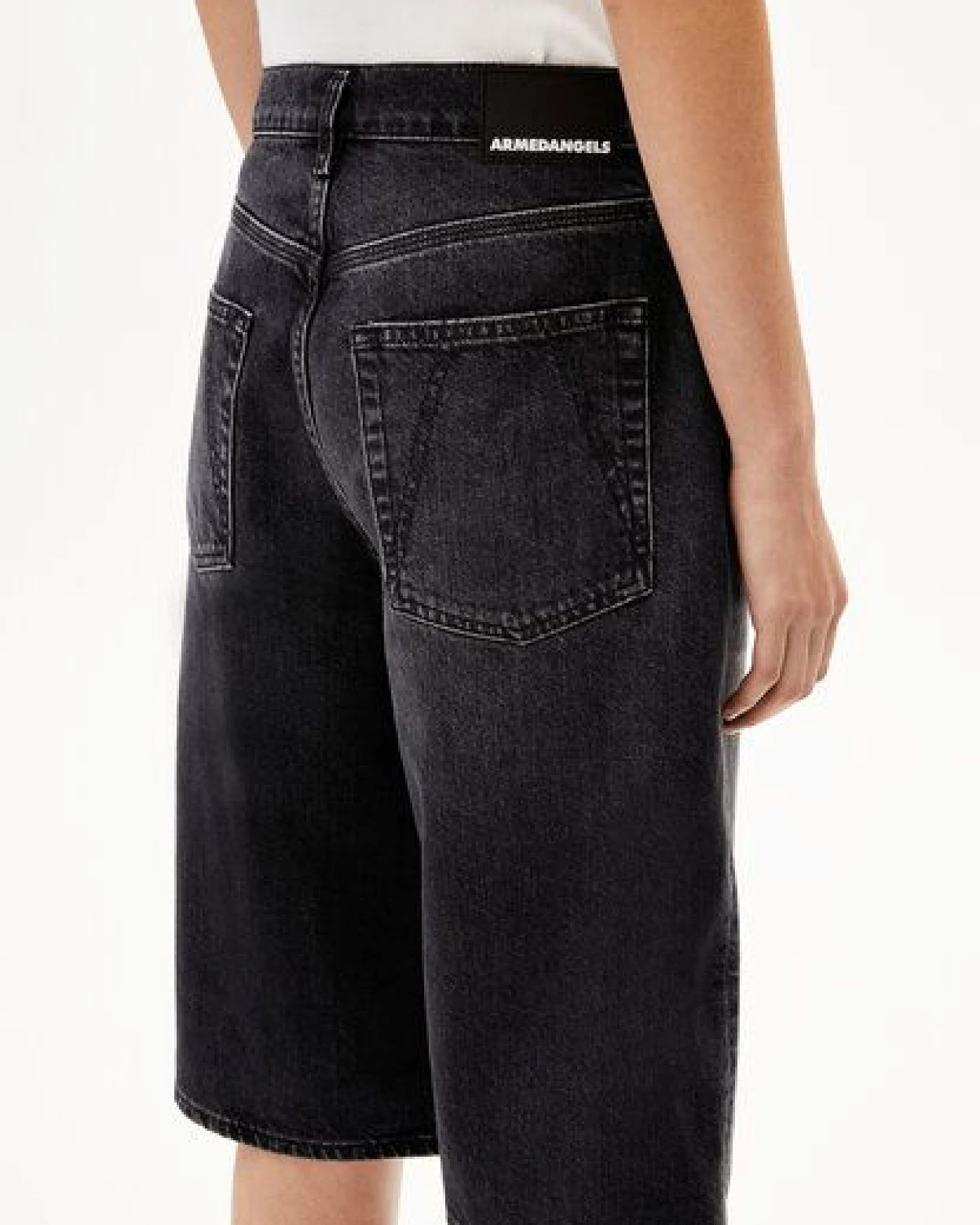ARMEDANGELS DAANY Damen Jeans Shorts aus recycelter Baumwolle – Ansicht 3