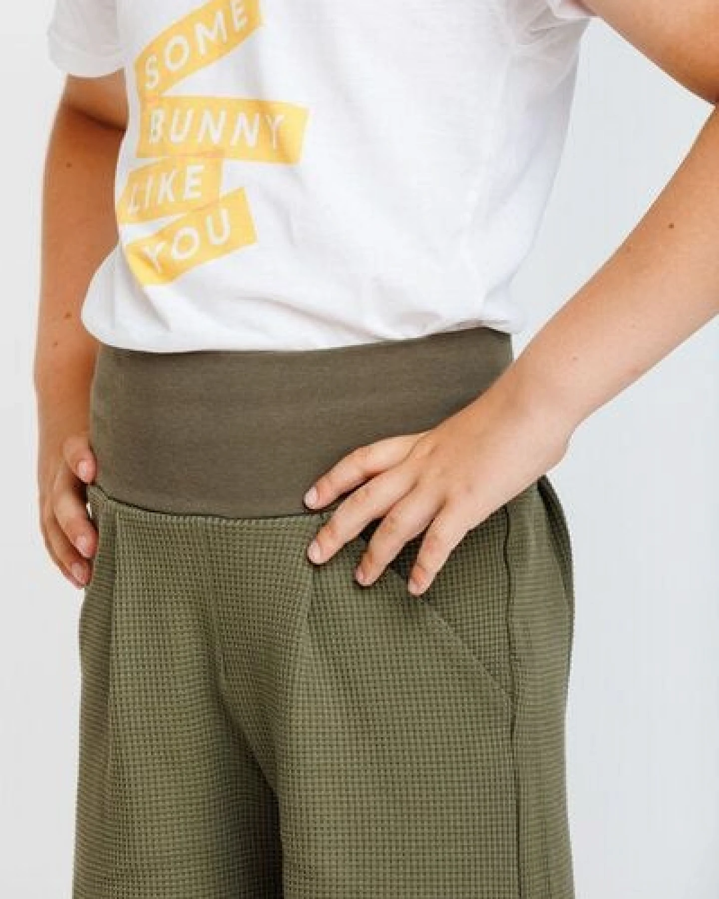 Babbily Bequeme Shorts aus Bio Waffelstrick-Jersey mit breitem Komfortbund – Ansicht 3