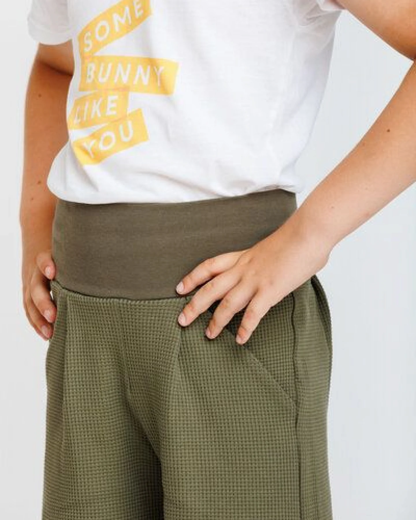 Babbily Bequeme Shorts aus Bio Waffelstrick-Jersey mit breitem Komfortbund – Ansicht 3