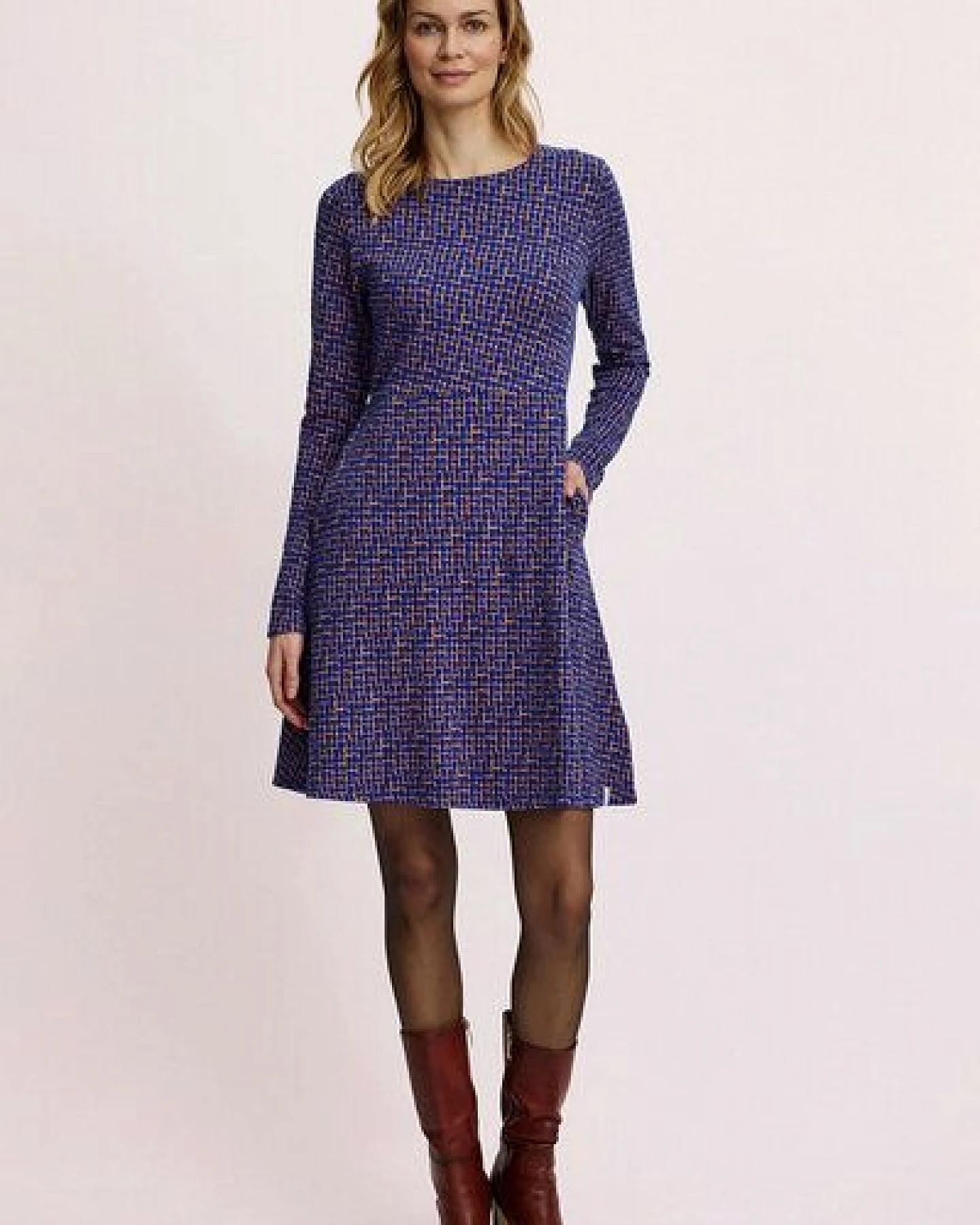 TRANQUILLO Gestricktes Swing-Kleid im Retro-Look (W25E140) – Ansicht 4
