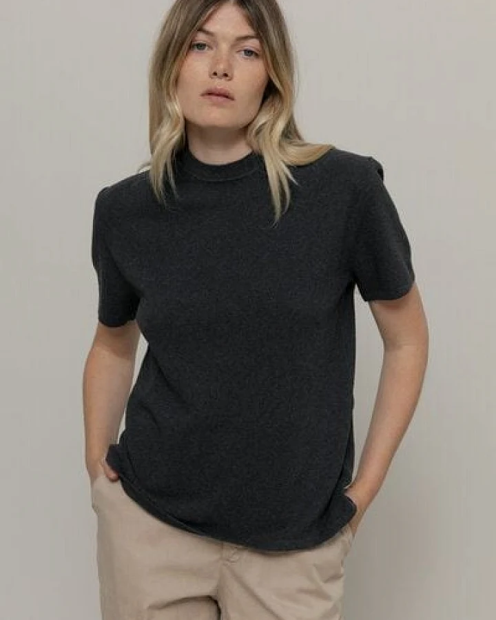Rifò - Circular Fashion Made in Italy Carlotta Kurzarm-Pulllover aus recykelter und Bio-Baumwolle