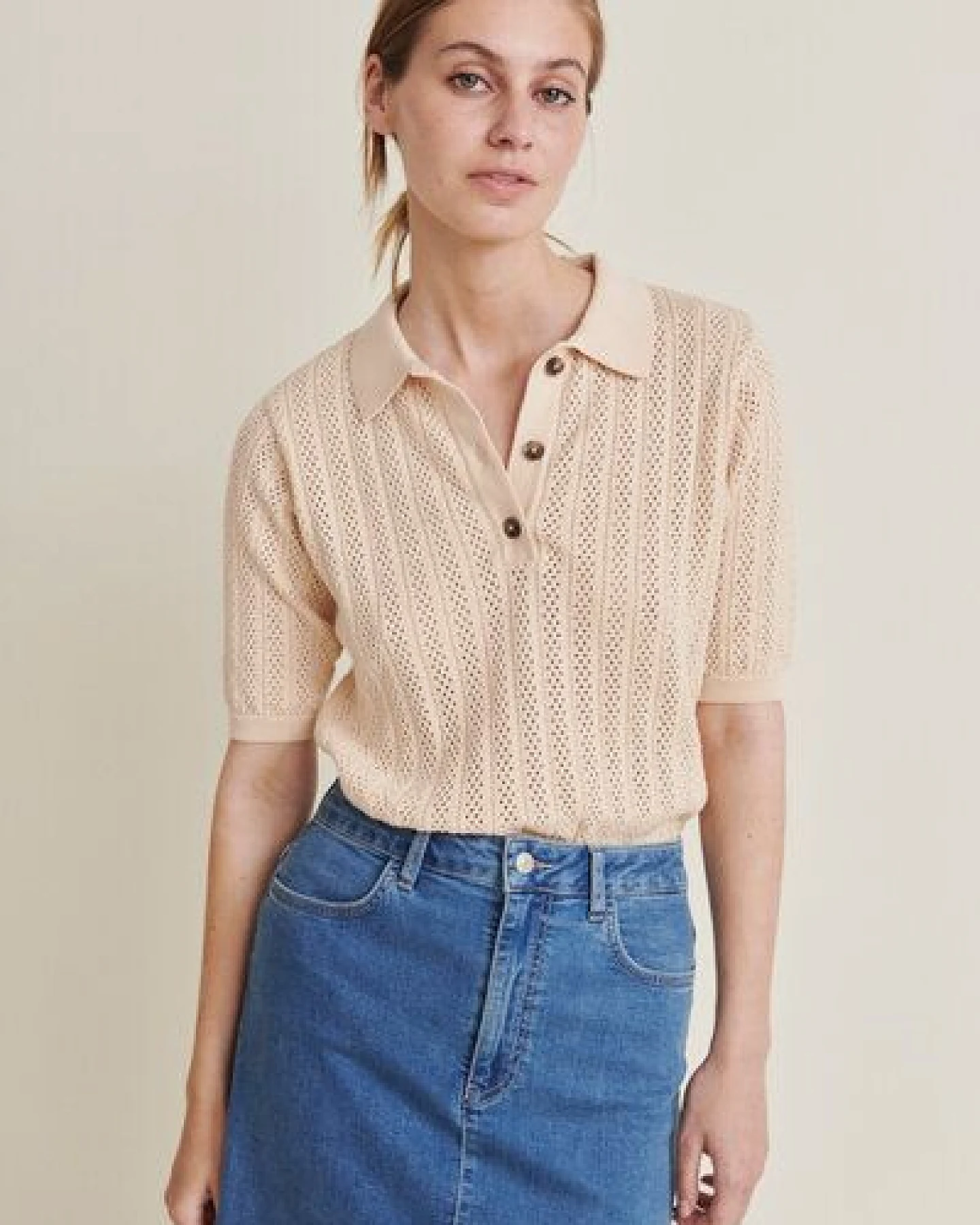 Basic Apparel Tricia Kurzarmpulli aus Bio-Baumwolle – Ansicht 2