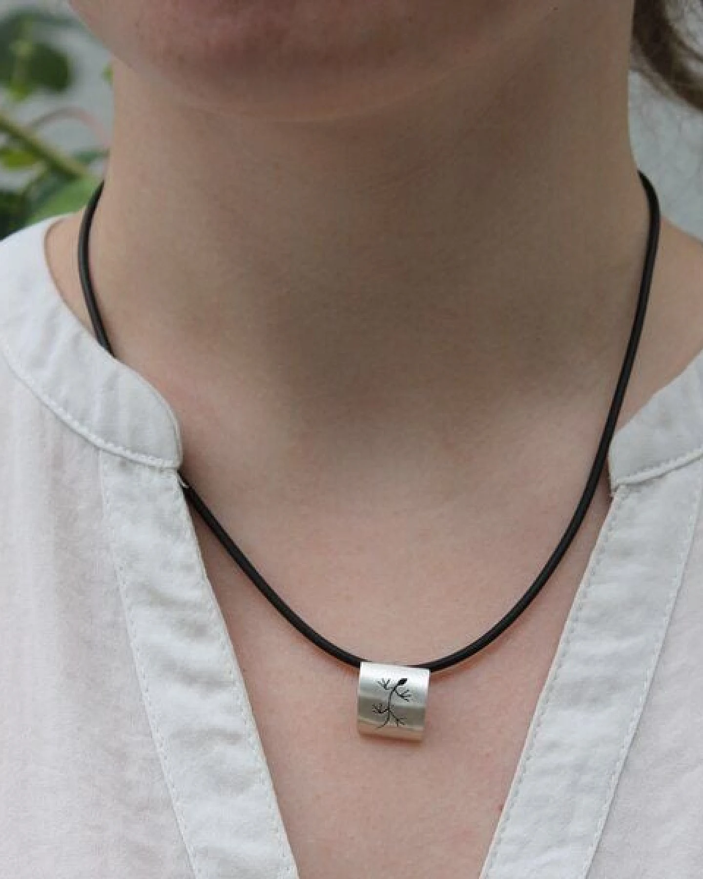 pakilia Silber Kette Gecko Fair-Trade und handmade – Ansicht 4