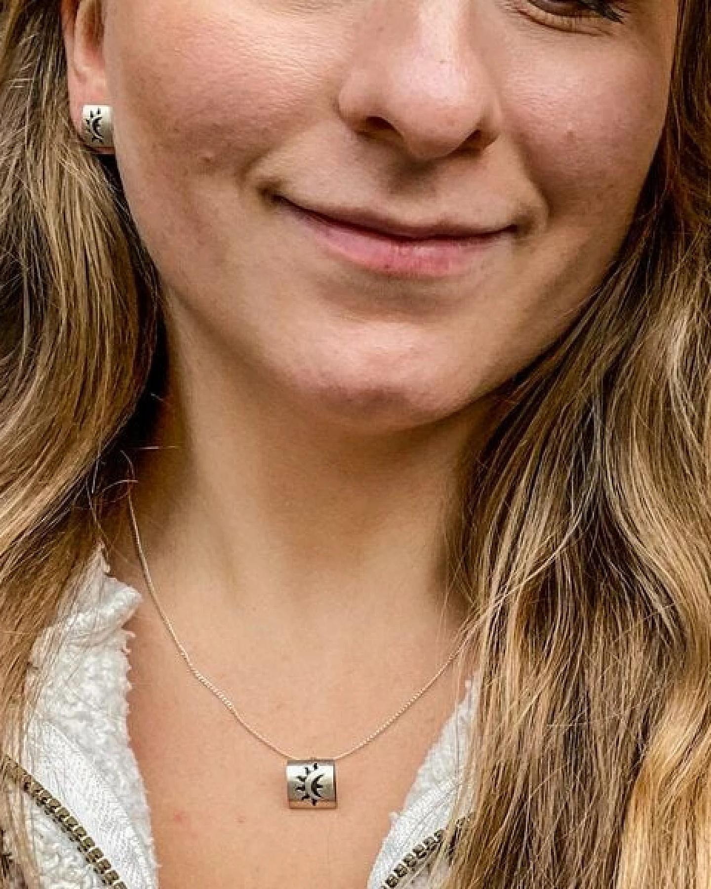 pakilia Silber Ohrringe Sonne Fair-Trade und handmade – Ansicht 3