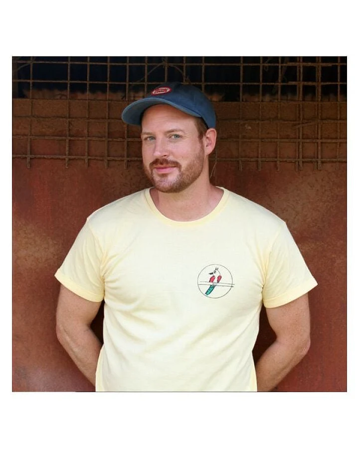 Kipepeo-Clothing Herren Print T-Shirt aus Bio-Baumwolle NDEGE. Made in Africa