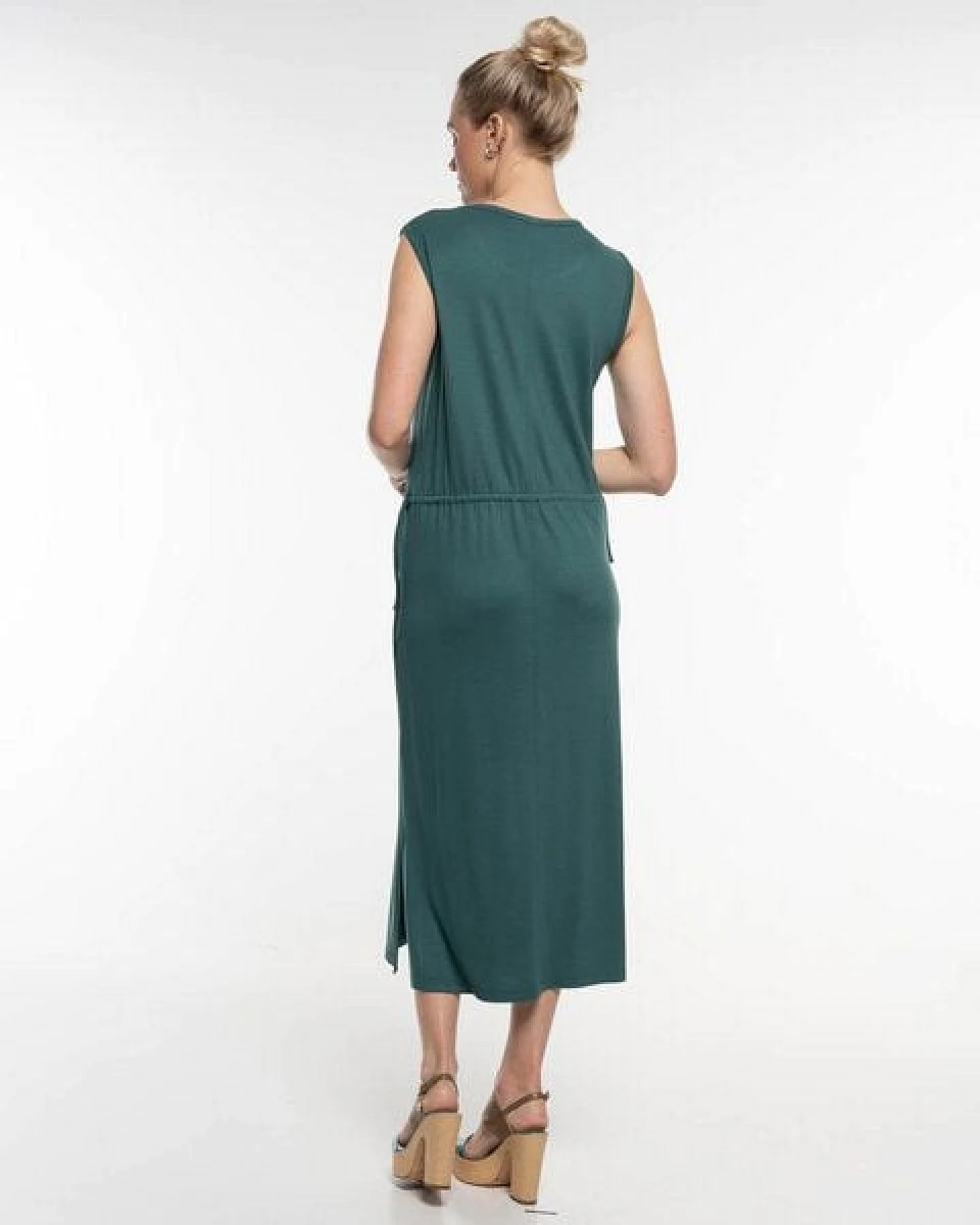 Alma & Lovis Legeres Midi-Kleid aus fließendem EcoVero – Ansicht 4