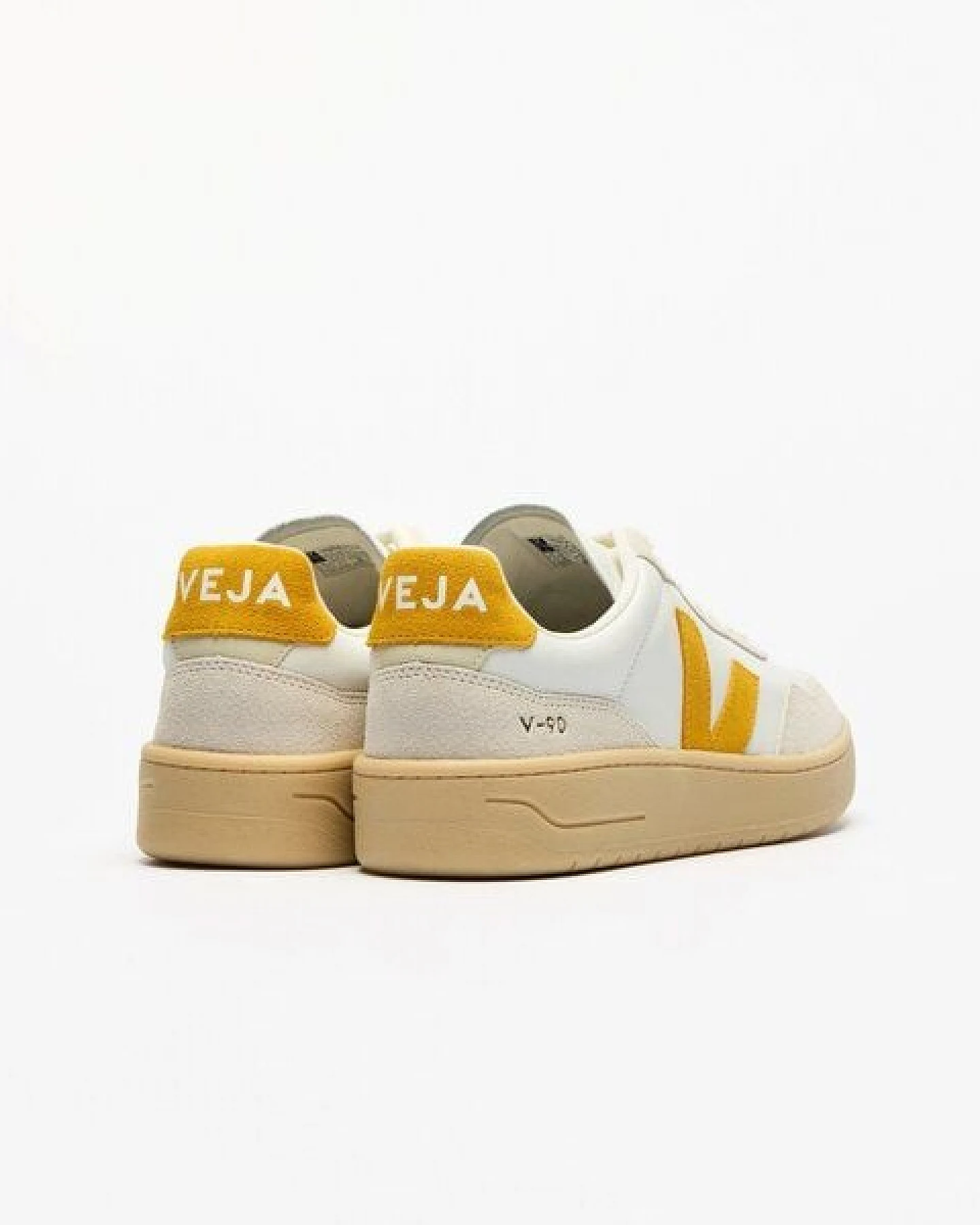 Veja Damen-Sneakers V-90 OT Leather Extra White Toscane Natural – Ansicht 3