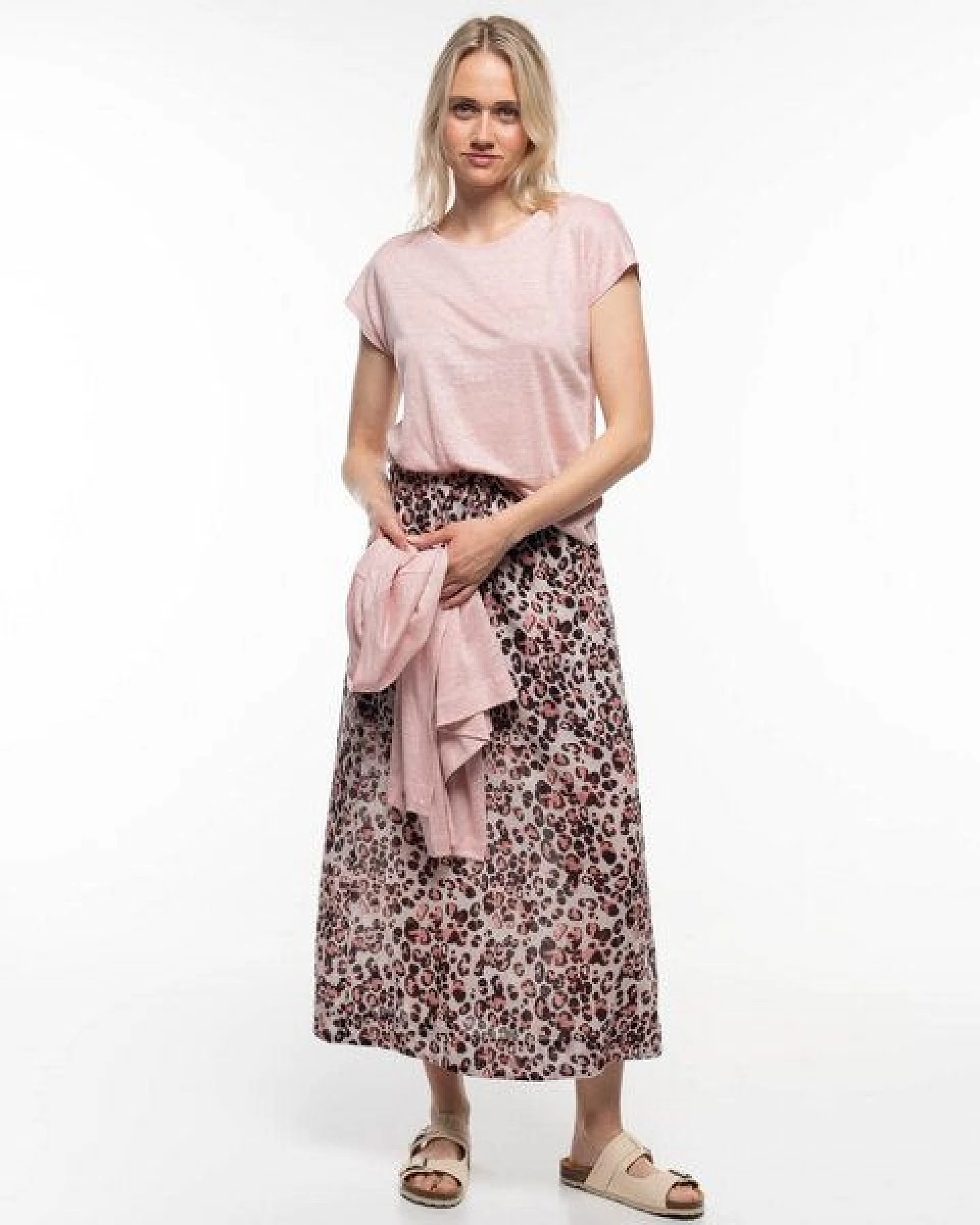 Alma & Lovis Elegantes Kurzarmshirt aus 100% Leinen-Jersey – Ansicht 3