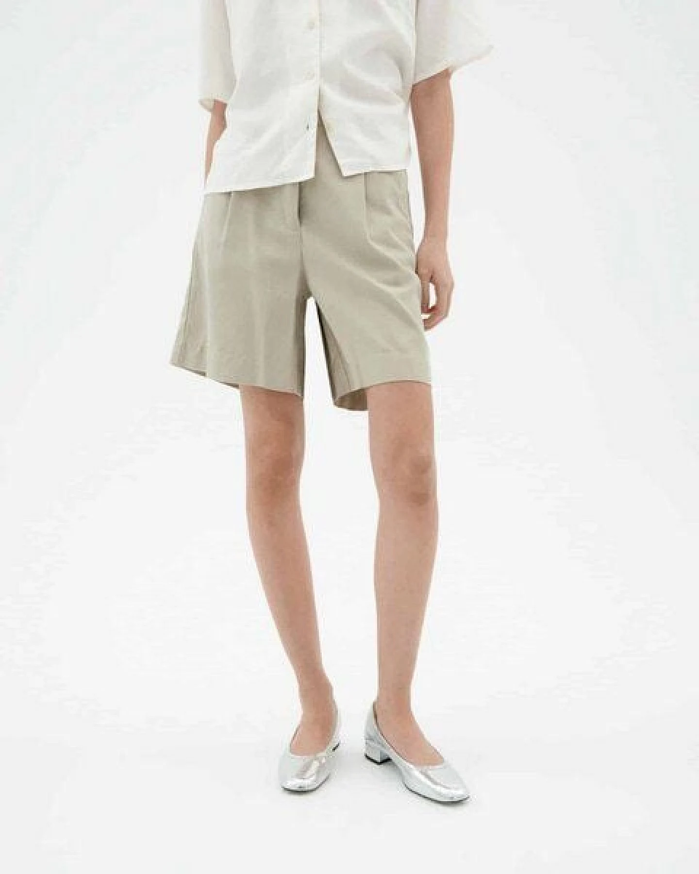 thinking mu Hanf Shorts Modell: Lia – Ansicht 2