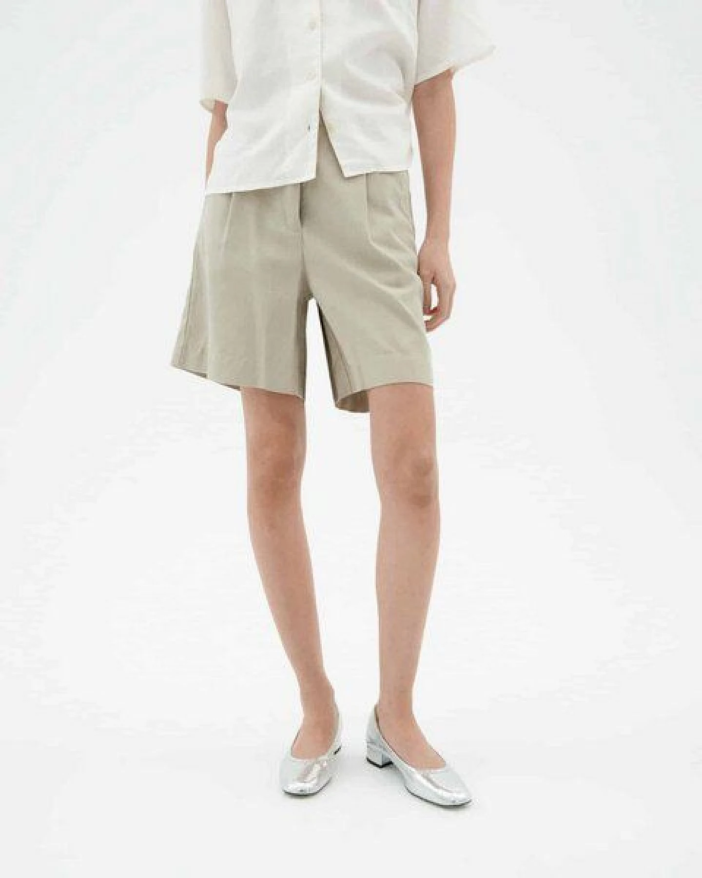 thinking mu Hanf Shorts Modell: Lia – Ansicht 2